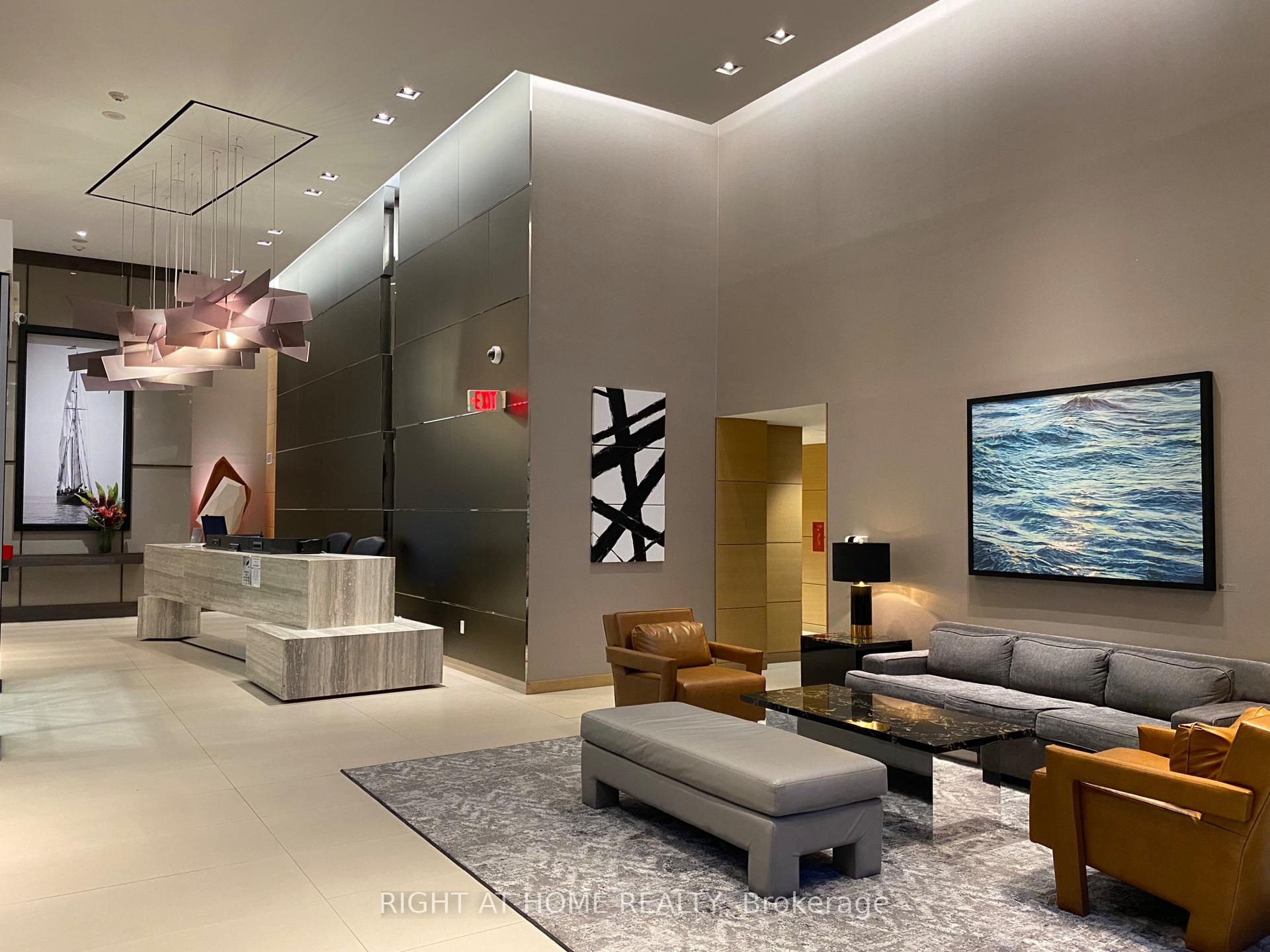 Photo 4 of Unit 804, 39 Queens Quay E, Toronto, Waterfront Communities — HOMEH