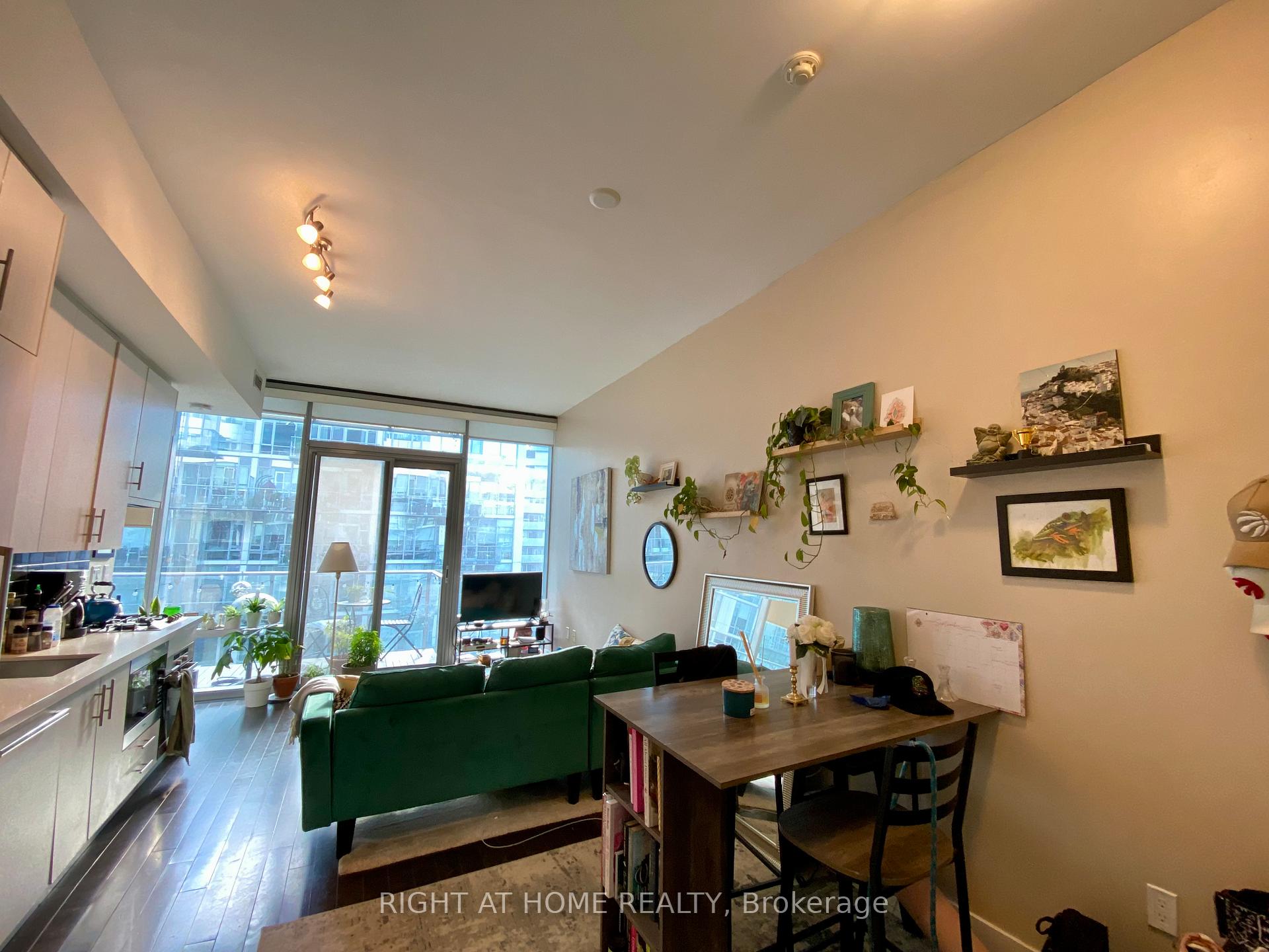 Photo 30 of Unit 804, 39 Queens Quay E, Toronto, Waterfront Communities — HOMEH