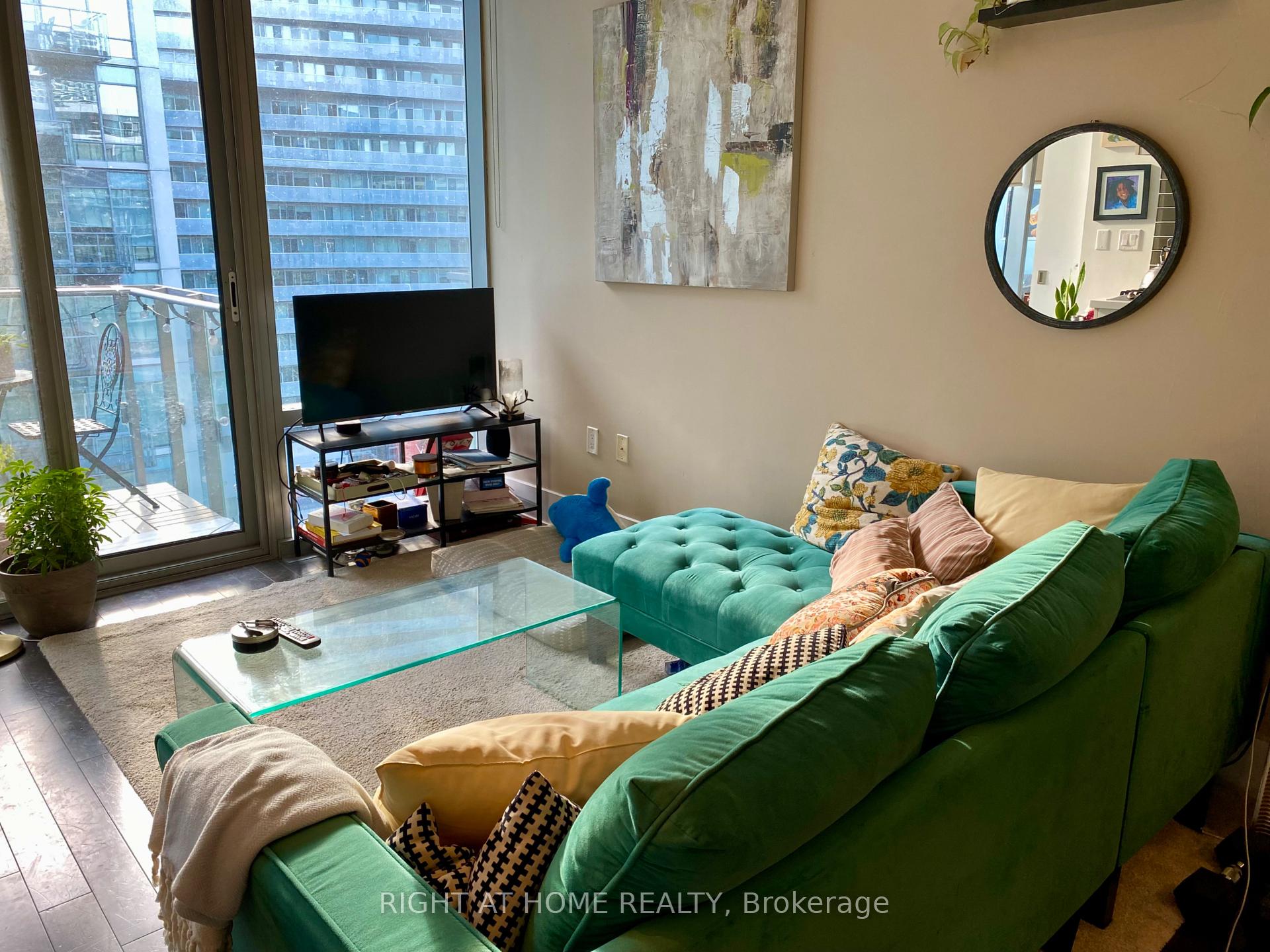 Photo 33 of Unit 804, 39 Queens Quay E, Toronto, Waterfront Communities — HOMEH
