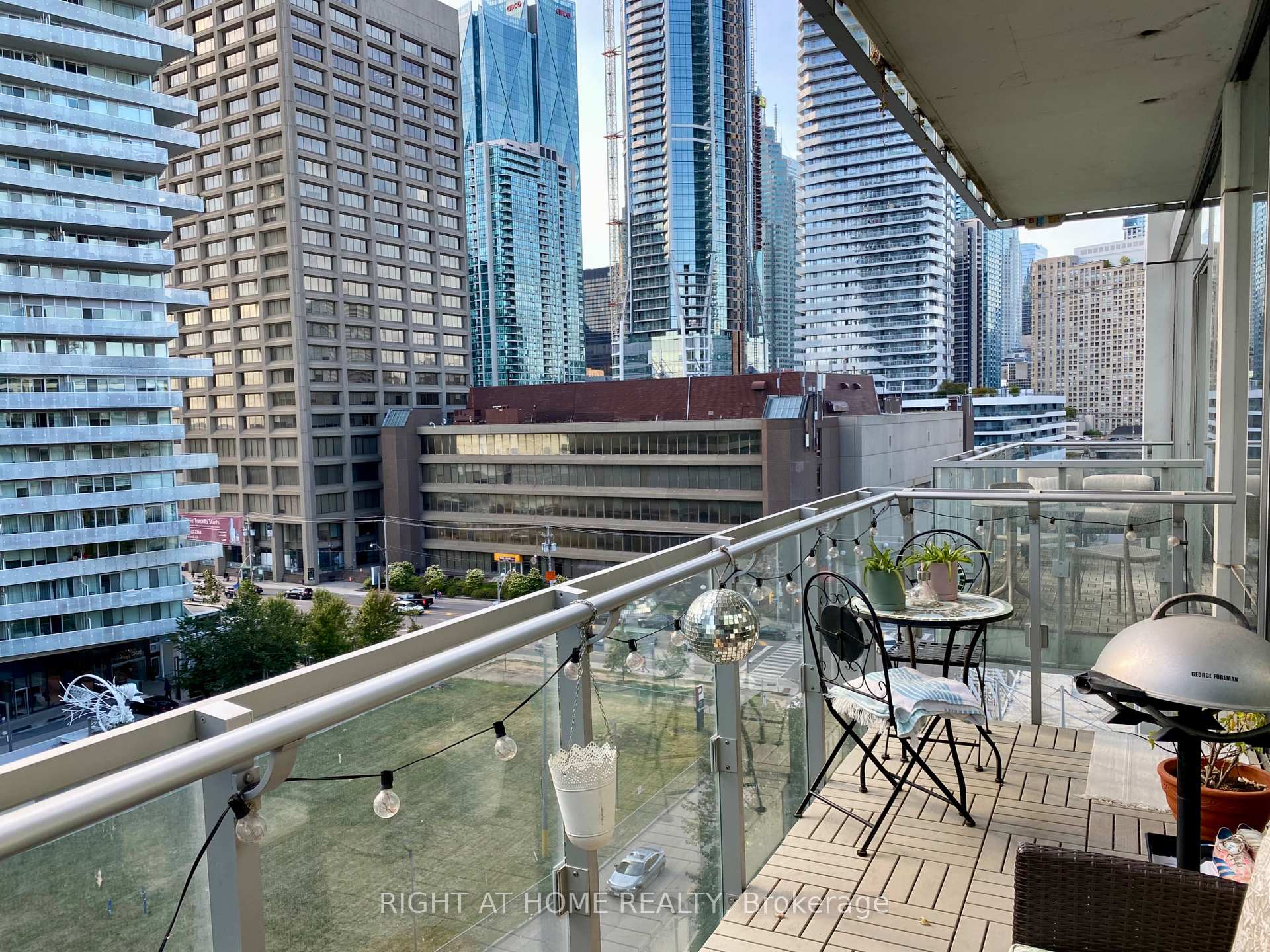 Photo 37 of Unit 804, 39 Queens Quay E, Toronto, Waterfront Communities — HOMEH
