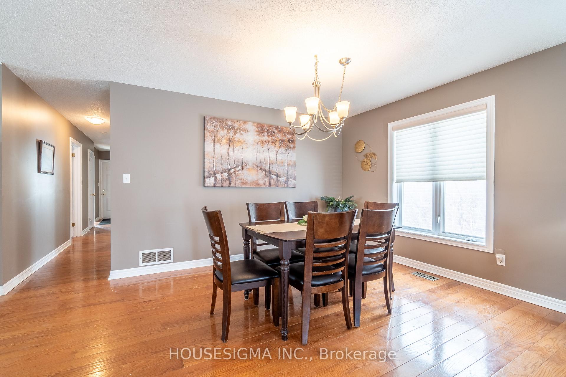 Photo 9 of 194 Bristol Drive, Chatham-Kent, Chatham — HOMEH