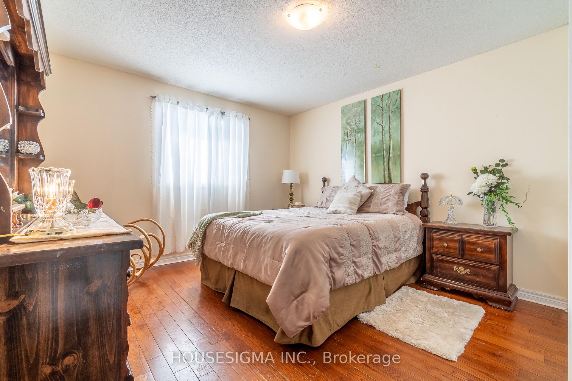 Photo 17 of 194 Bristol Drive, Chatham-Kent, Chatham — HOMEH