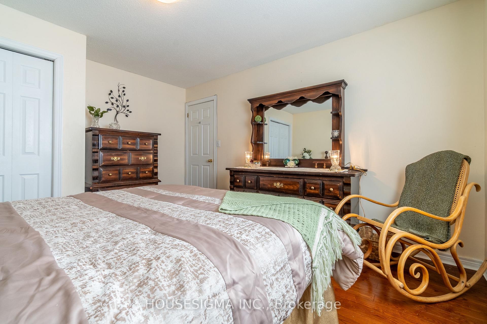 Photo 18 of 194 Bristol Drive, Chatham-Kent, Chatham — HOMEH