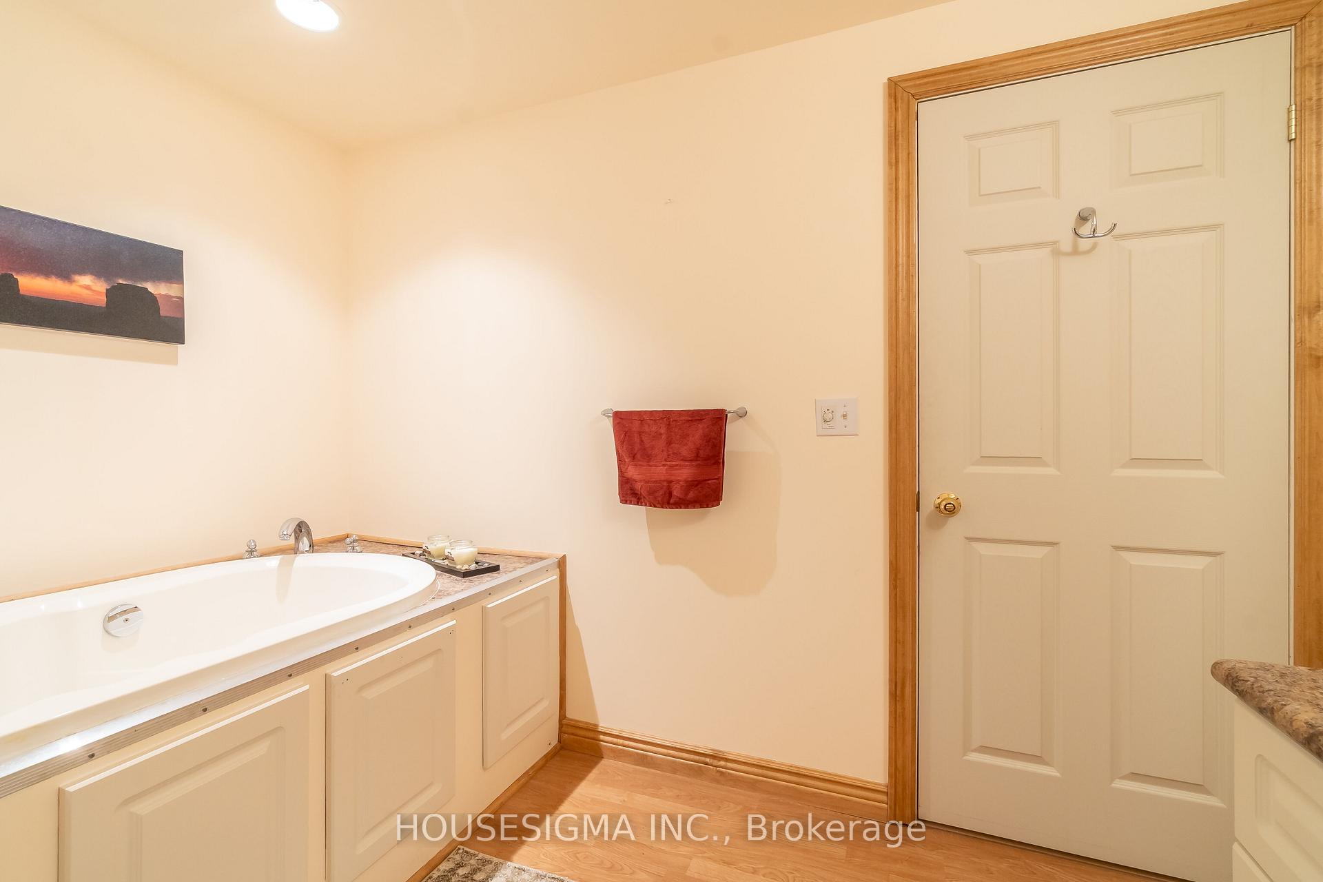 Photo 42 of 194 Bristol Drive, Chatham-Kent, Chatham — HOMEH