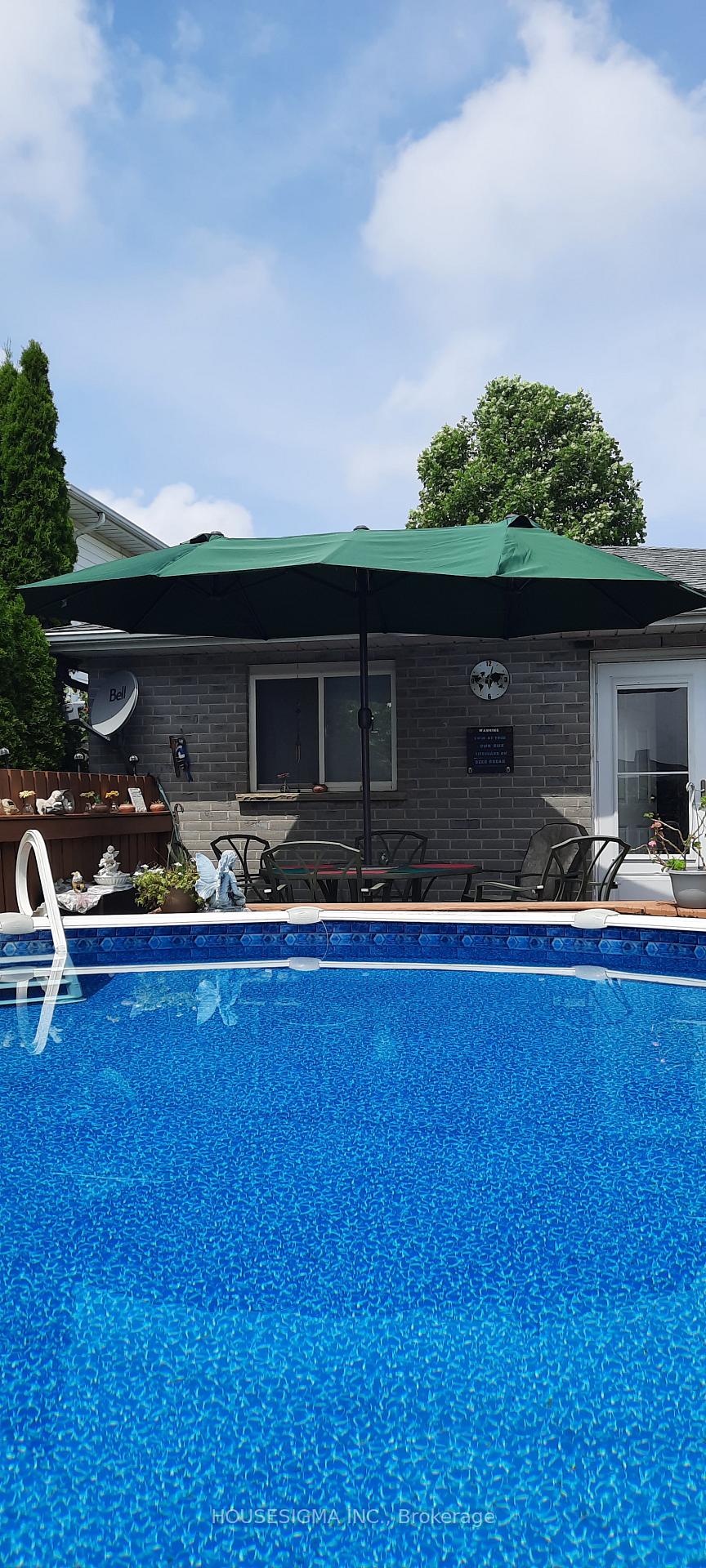 Photo 46 of 194 Bristol Drive, Chatham-Kent, Chatham — HOMEH