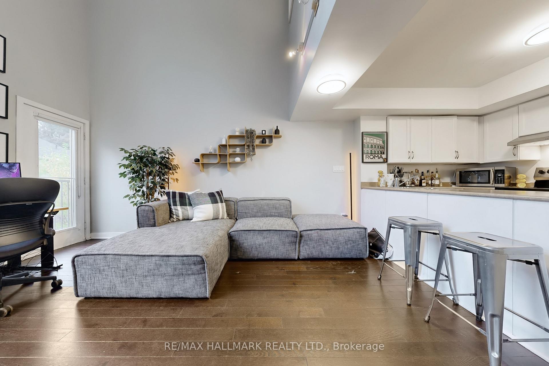 Photo 4 of Unit 304, 21 Earl Street, Toronto, North St. James Town — HOMEH