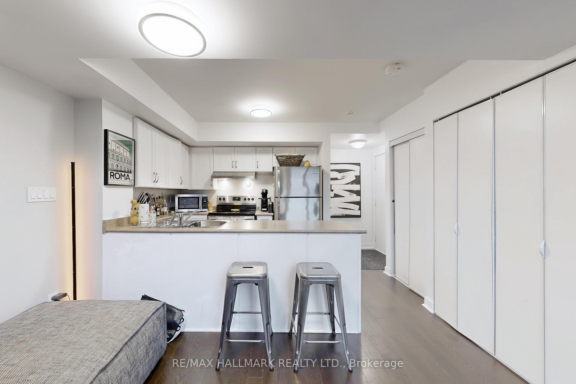 Photo 7 of Unit 304, 21 Earl Street, Toronto, North St. James Town — HOMEH