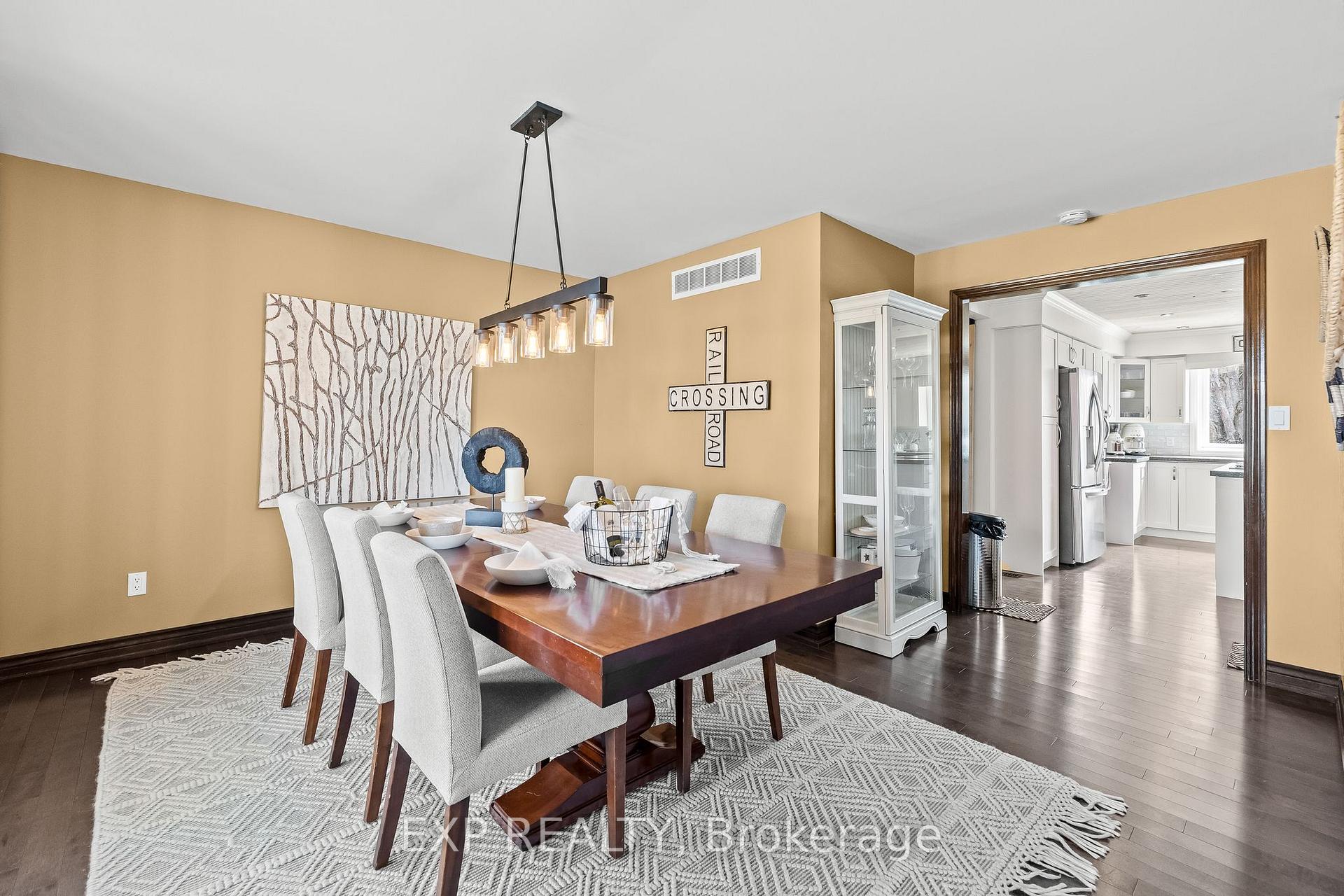 Photo 9 of 667 Ford Crescent, Cavan Monaghan, Cavan Twp — HOMEH