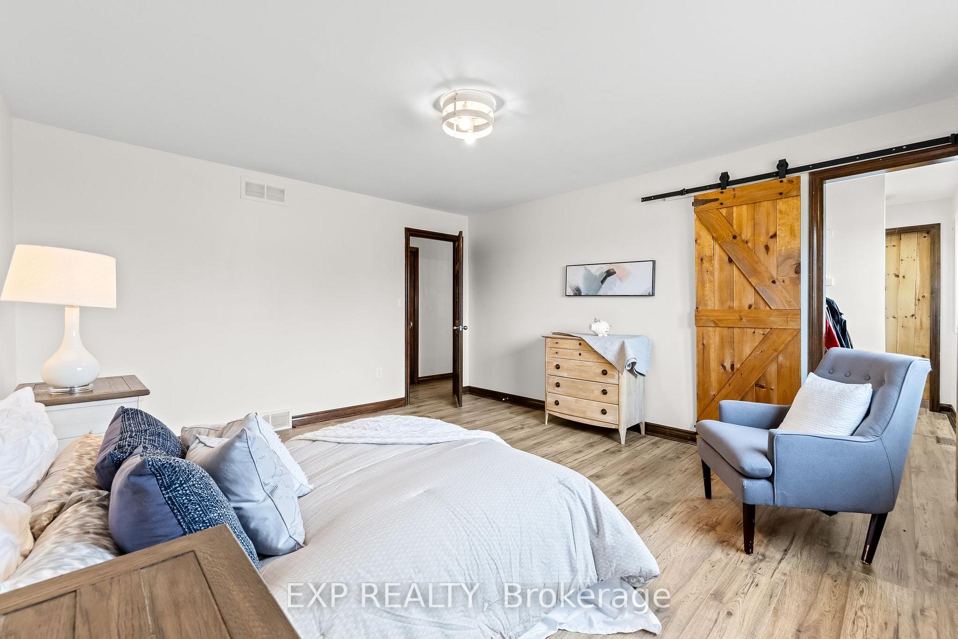 Photo 25 of 667 Ford Crescent, Cavan Monaghan, Cavan Twp — HOMEH