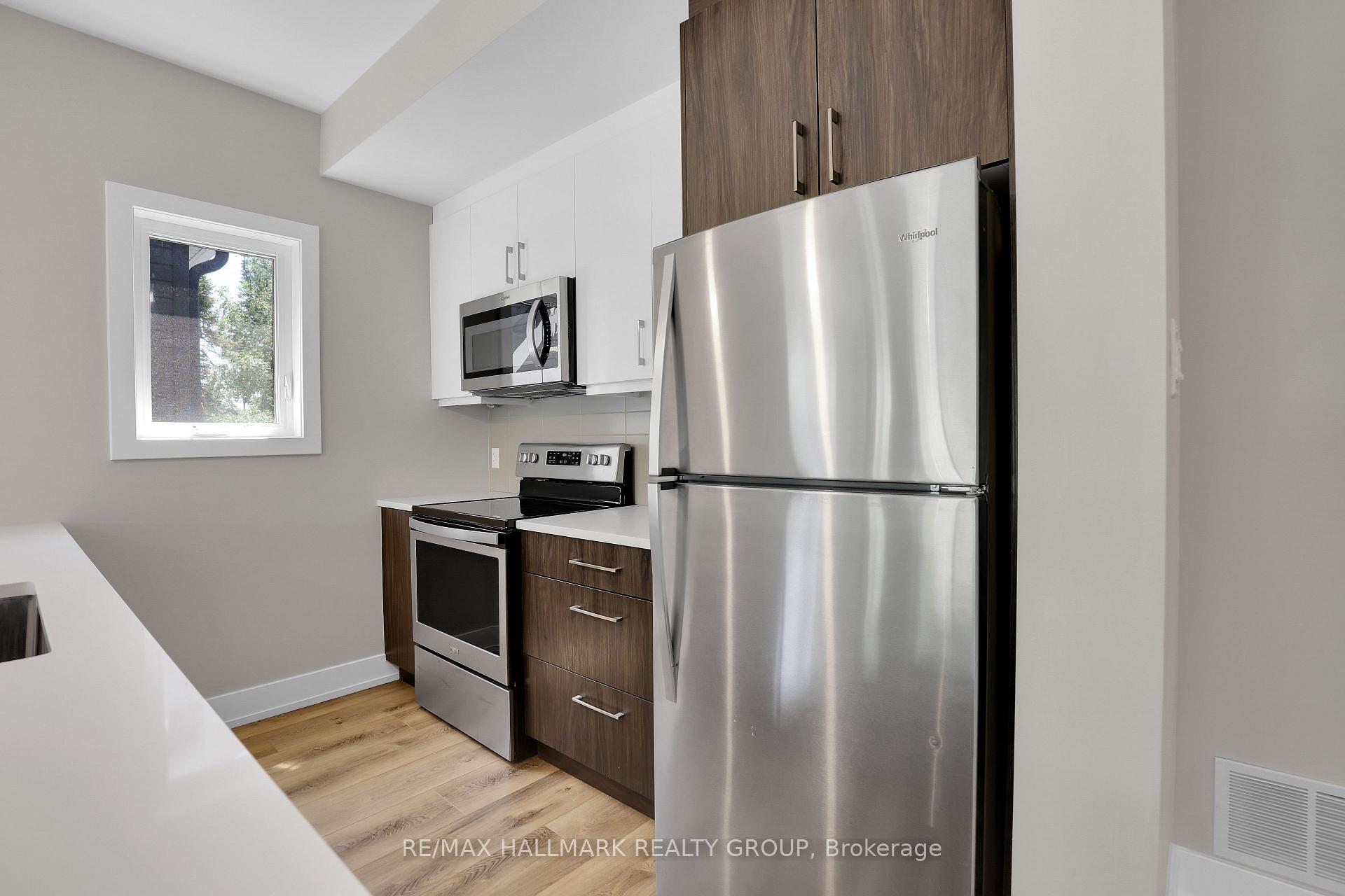 Photo 8 of Unit 1, 694 Roosevelt Avenue, Ottawa, Laurentianview — HOMEH