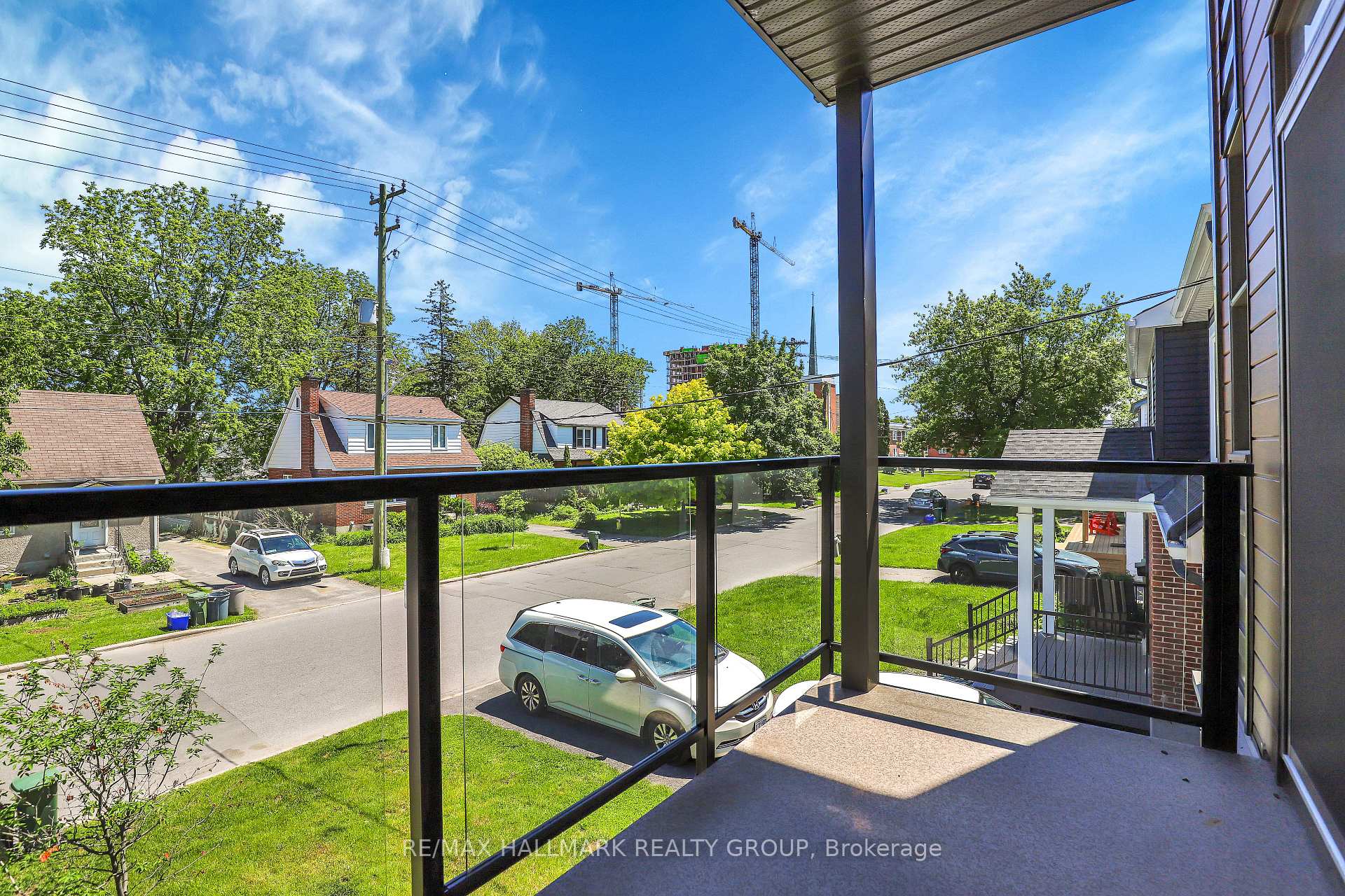Photo 14 of Unit 1, 694 Roosevelt Avenue, Ottawa, Laurentianview — HOMEH