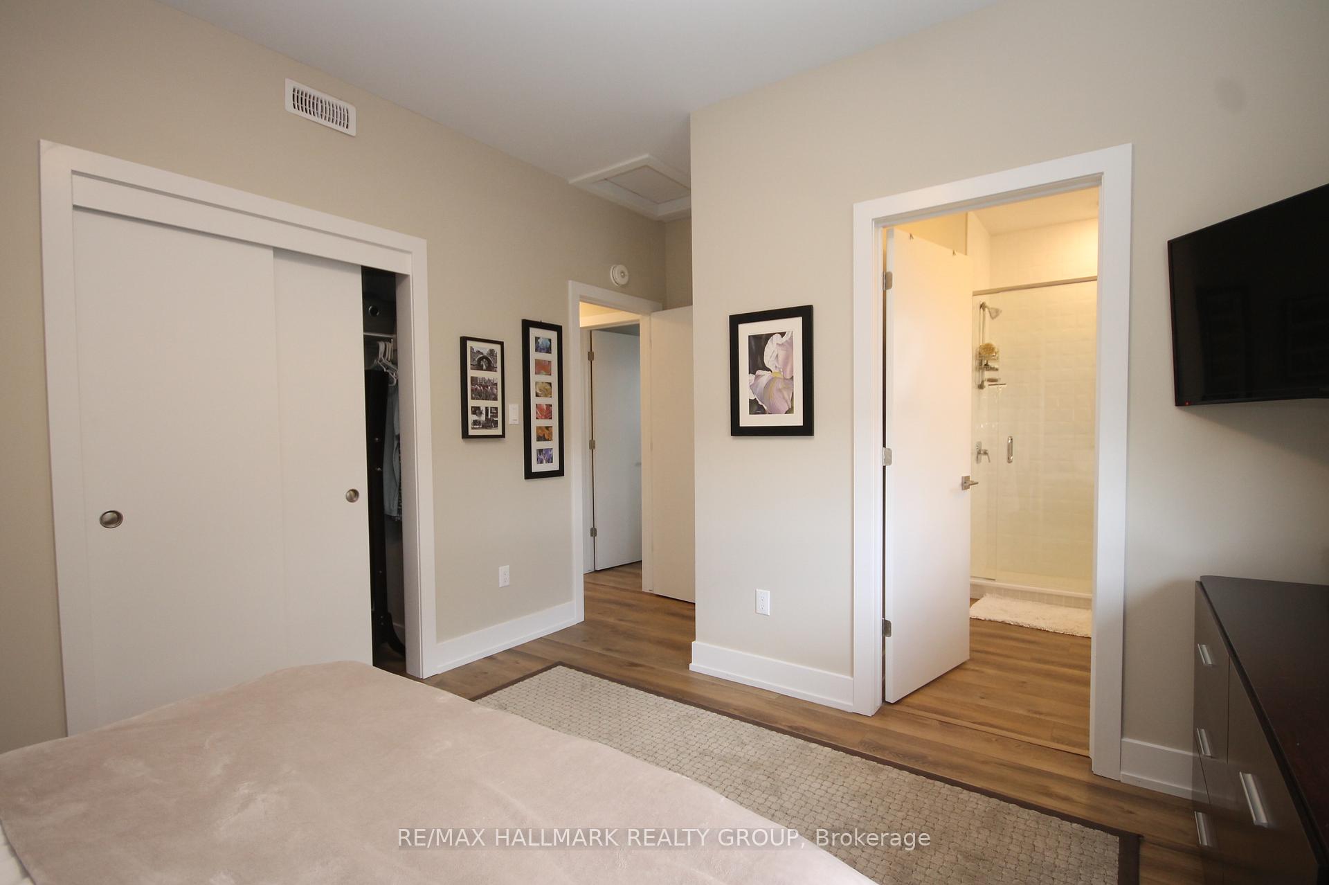 Photo 17 of Unit 1, 694 Roosevelt Avenue, Ottawa, Laurentianview — HOMEH