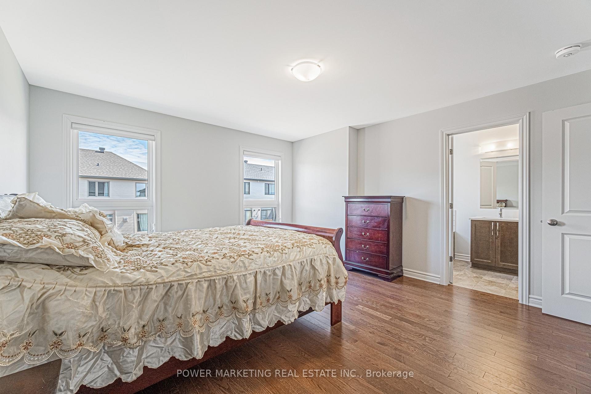 Photo 25 of 918 Brian Good Avenue, Ottawa, Riverside South/Gloucester Glen — HOMEH