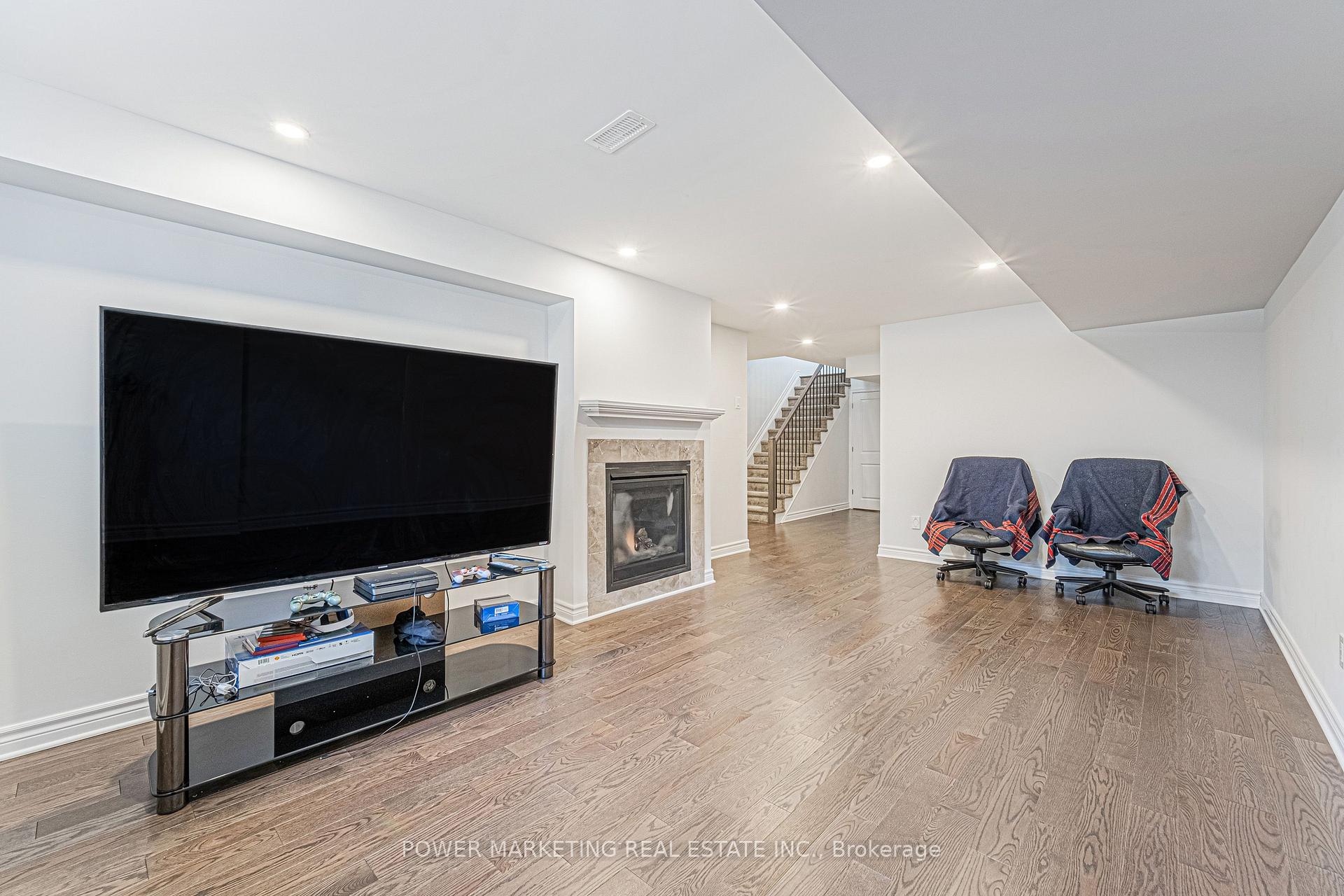 Photo 37 of 918 Brian Good Avenue, Ottawa, Riverside South/Gloucester Glen — HOMEH