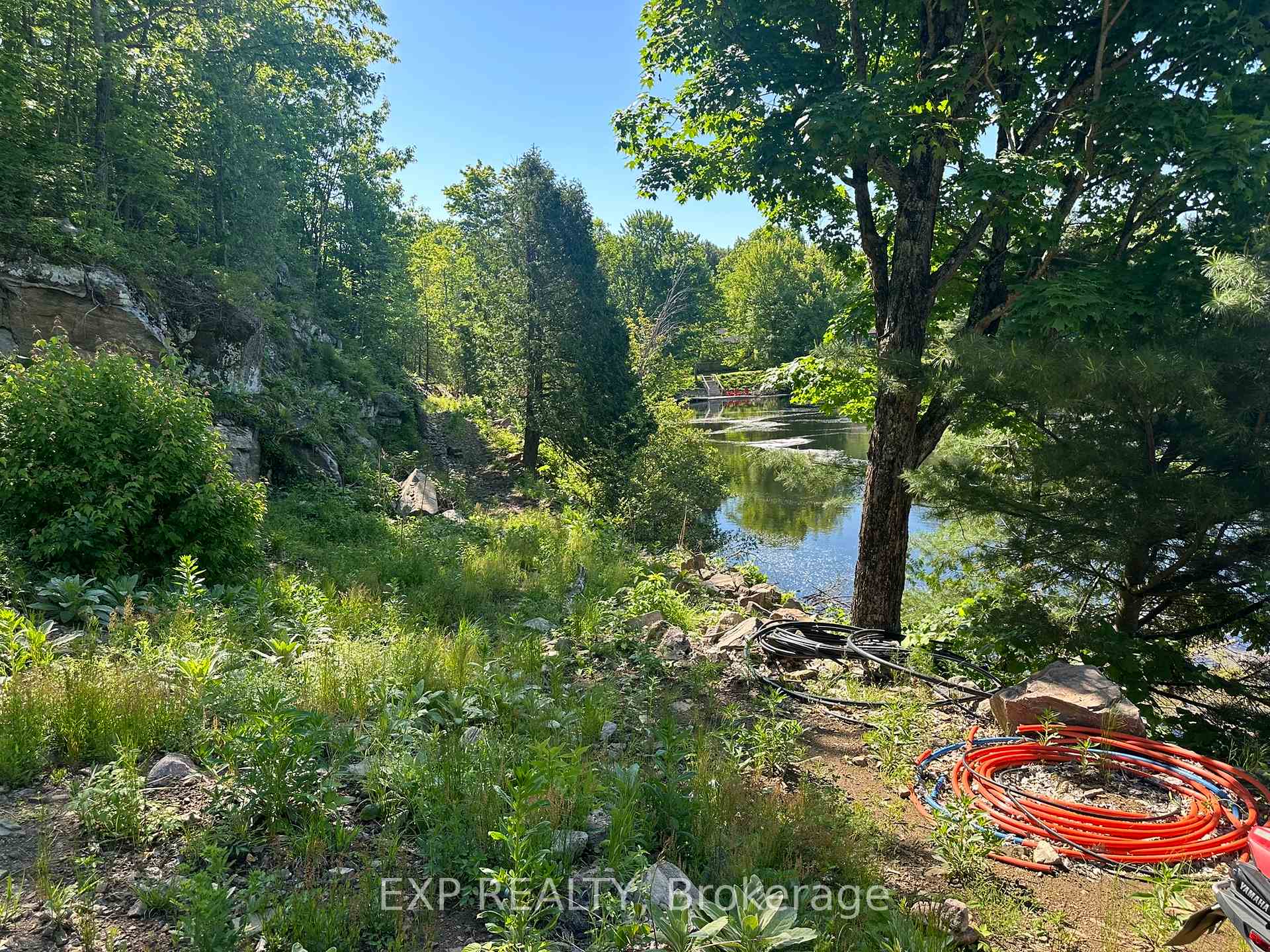 Photo 4 of 3950 Severn River Shore, Gravenhurst, Morrison — HOMEH