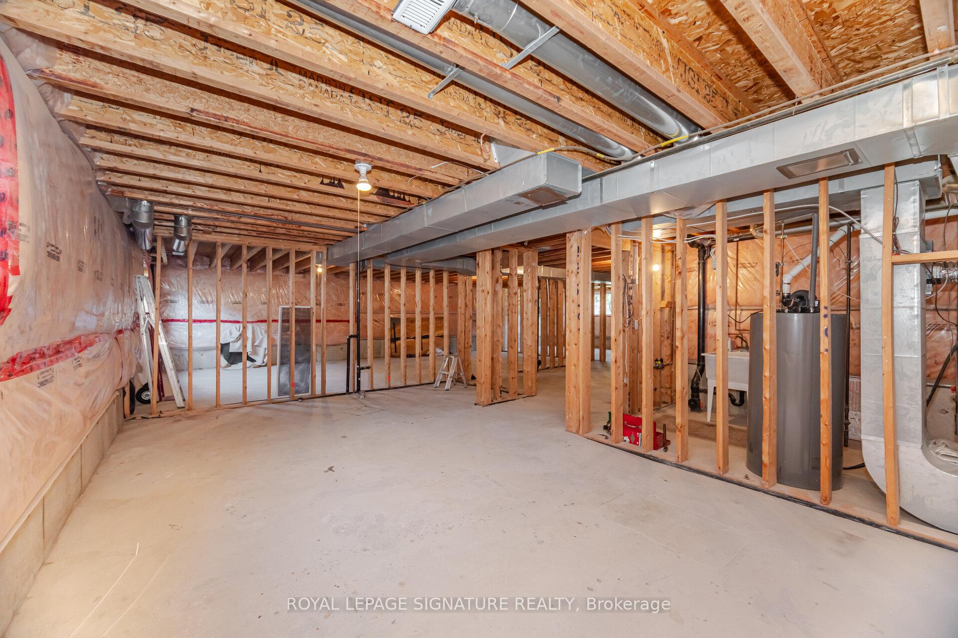 Photo 30 of 10 Banks Drive, Brampton, Vales of Castlemore — HOMEH