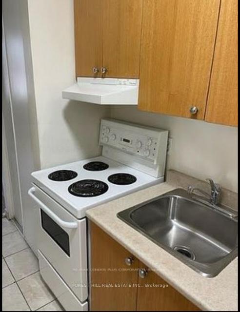 Photo 3 of Unit 203, 126 Dundas Street E, Toronto, Church-Yonge Corridor — HOMEH