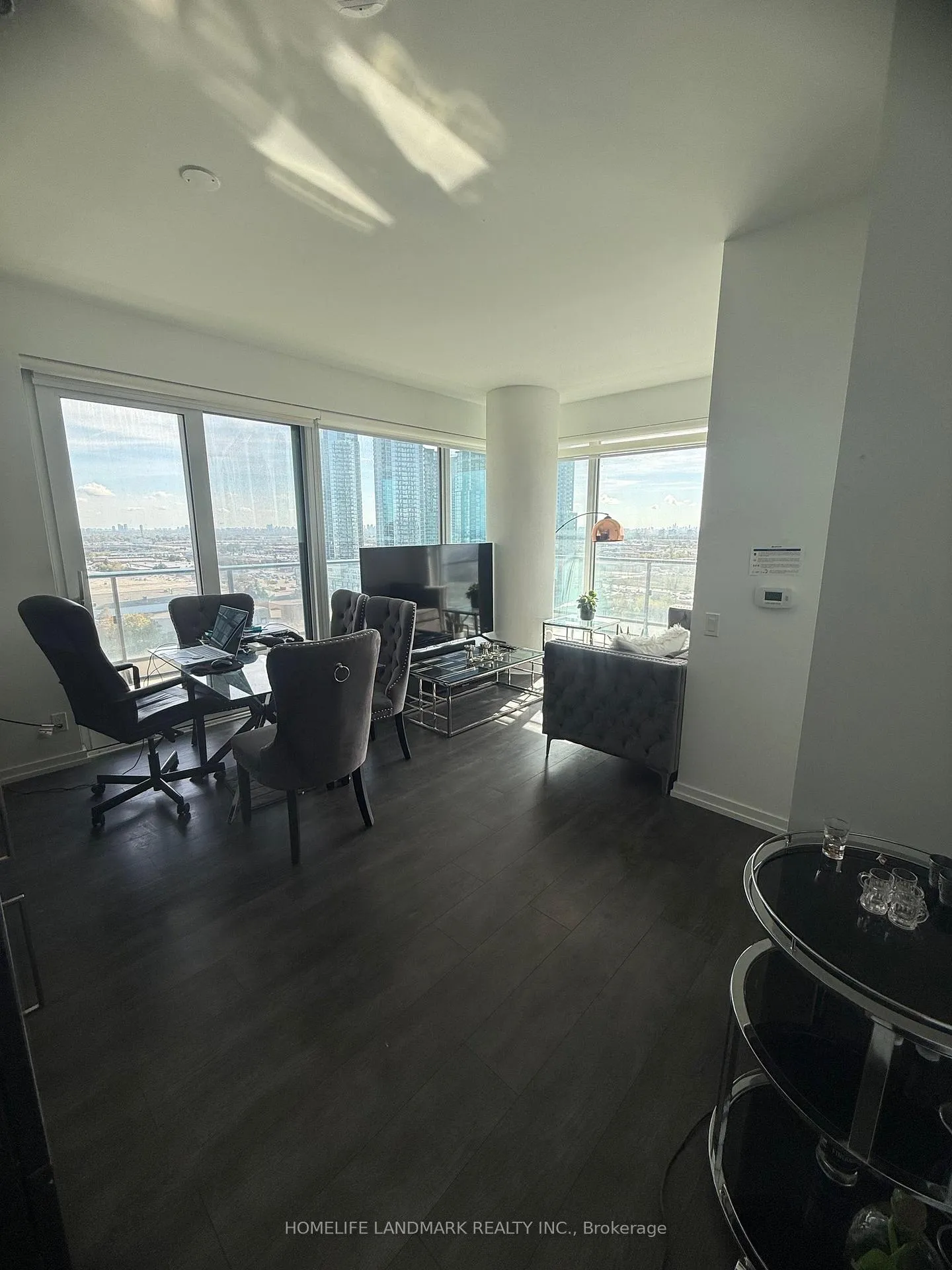 Front of Unit 1812, 7890 Jane Street