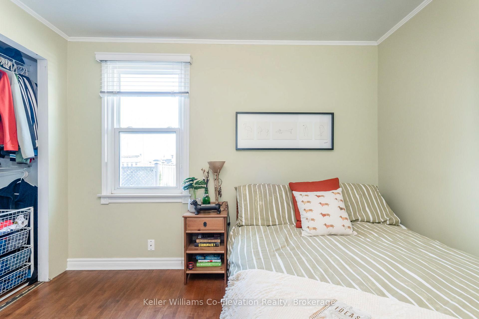Photo 16 of 94 Innisfil Street, Barrie, Sanford — HOMEH