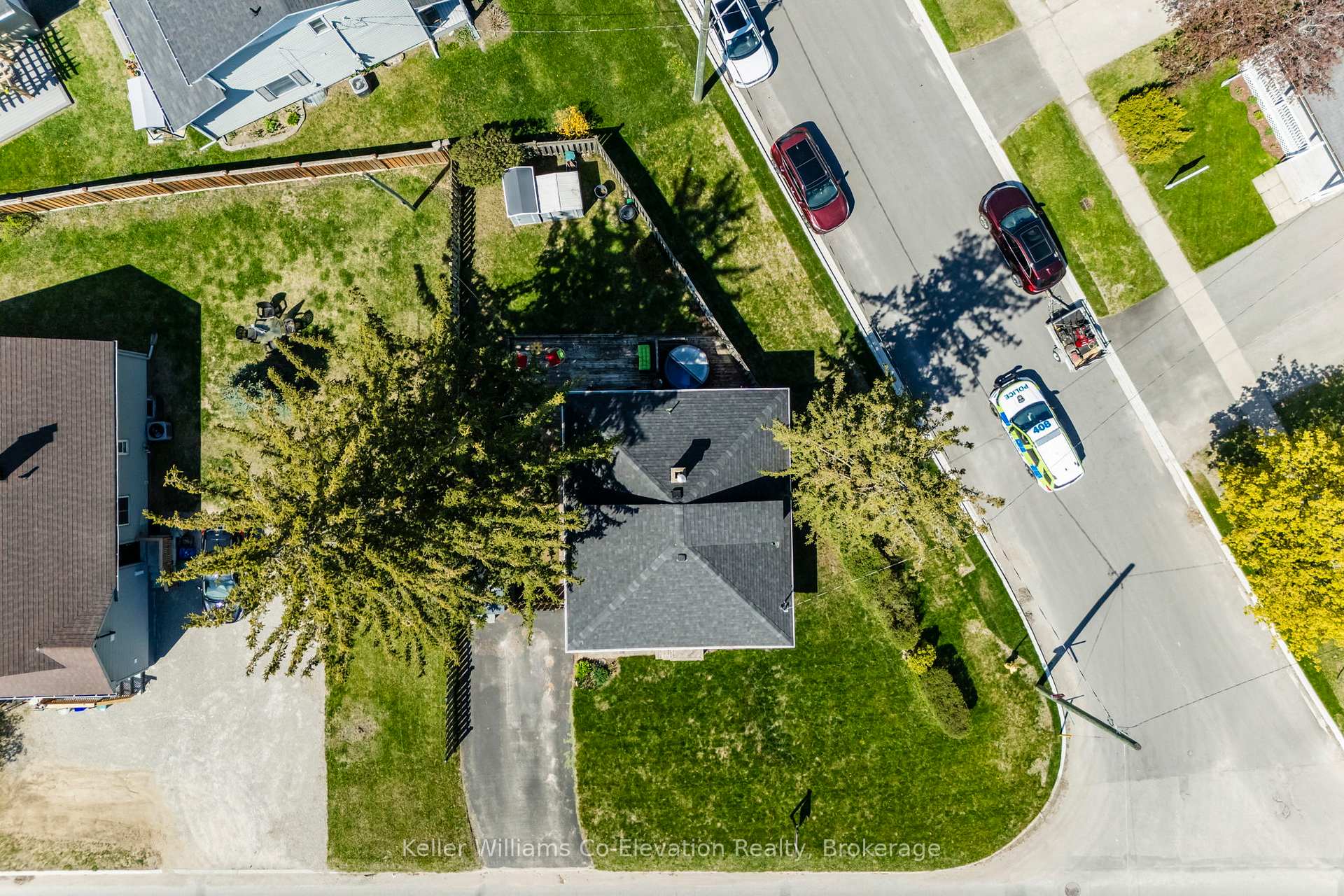 Photo 36 of 94 Innisfil Street, Barrie, Sanford — HOMEH