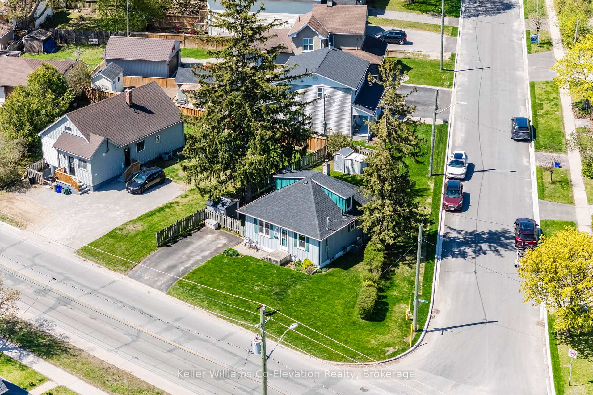 Photo 39 of 94 Innisfil Street, Barrie, Sanford — HOMEH