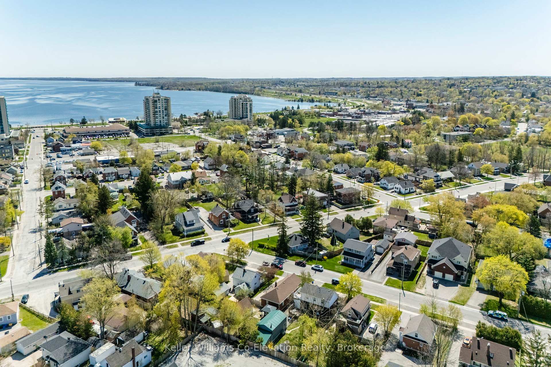 Photo 43 of 94 Innisfil Street, Barrie, Sanford — HOMEH