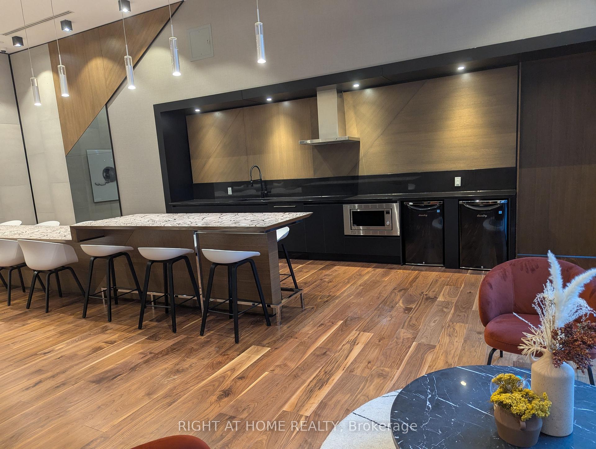 Photo 19 of Unit 1203, 8119 Birchmount Road, Markham, Unionville — HOMEH