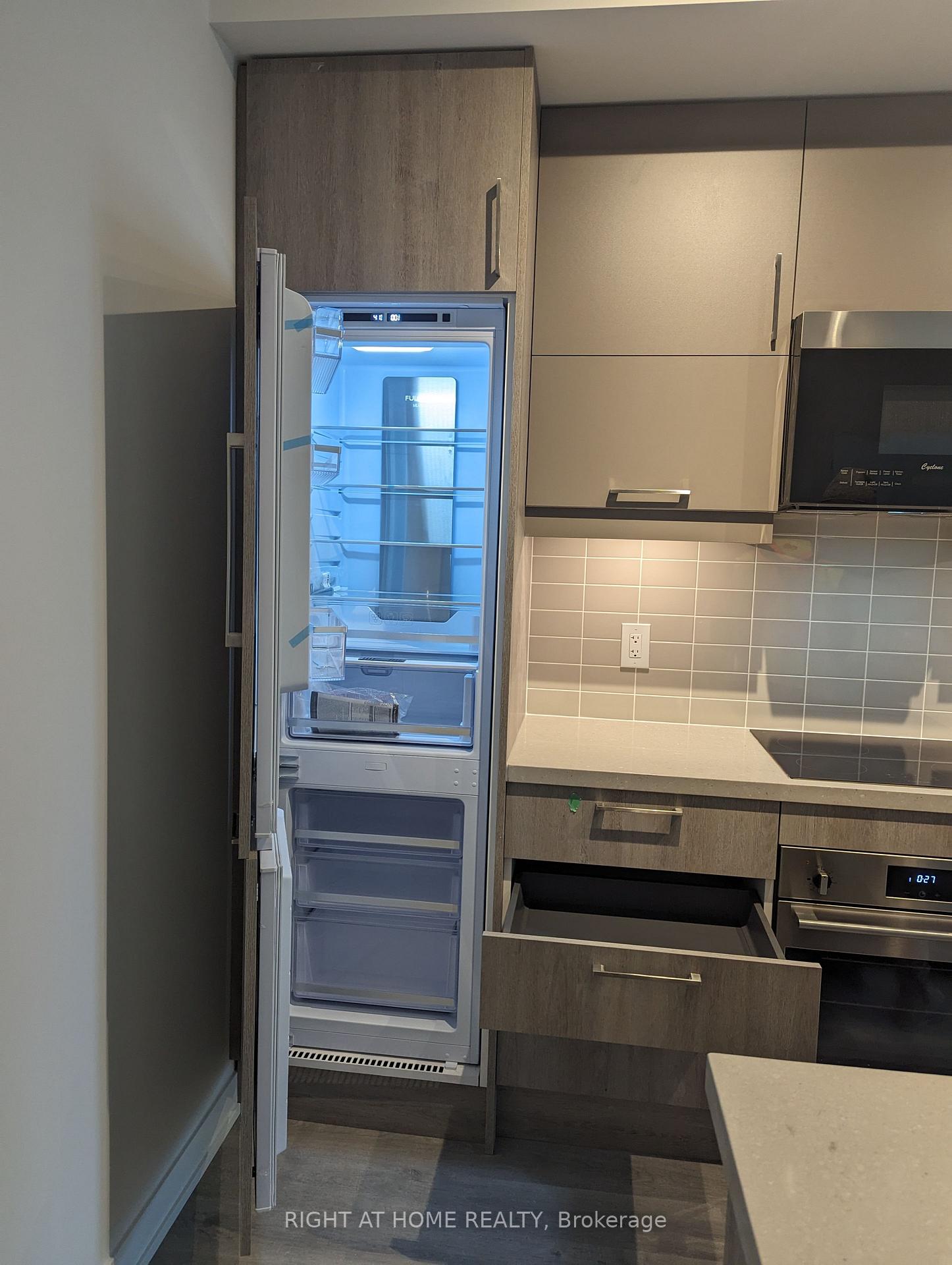 Photo 27 of Unit 1203, 8119 Birchmount Road, Markham, Unionville — HOMEH