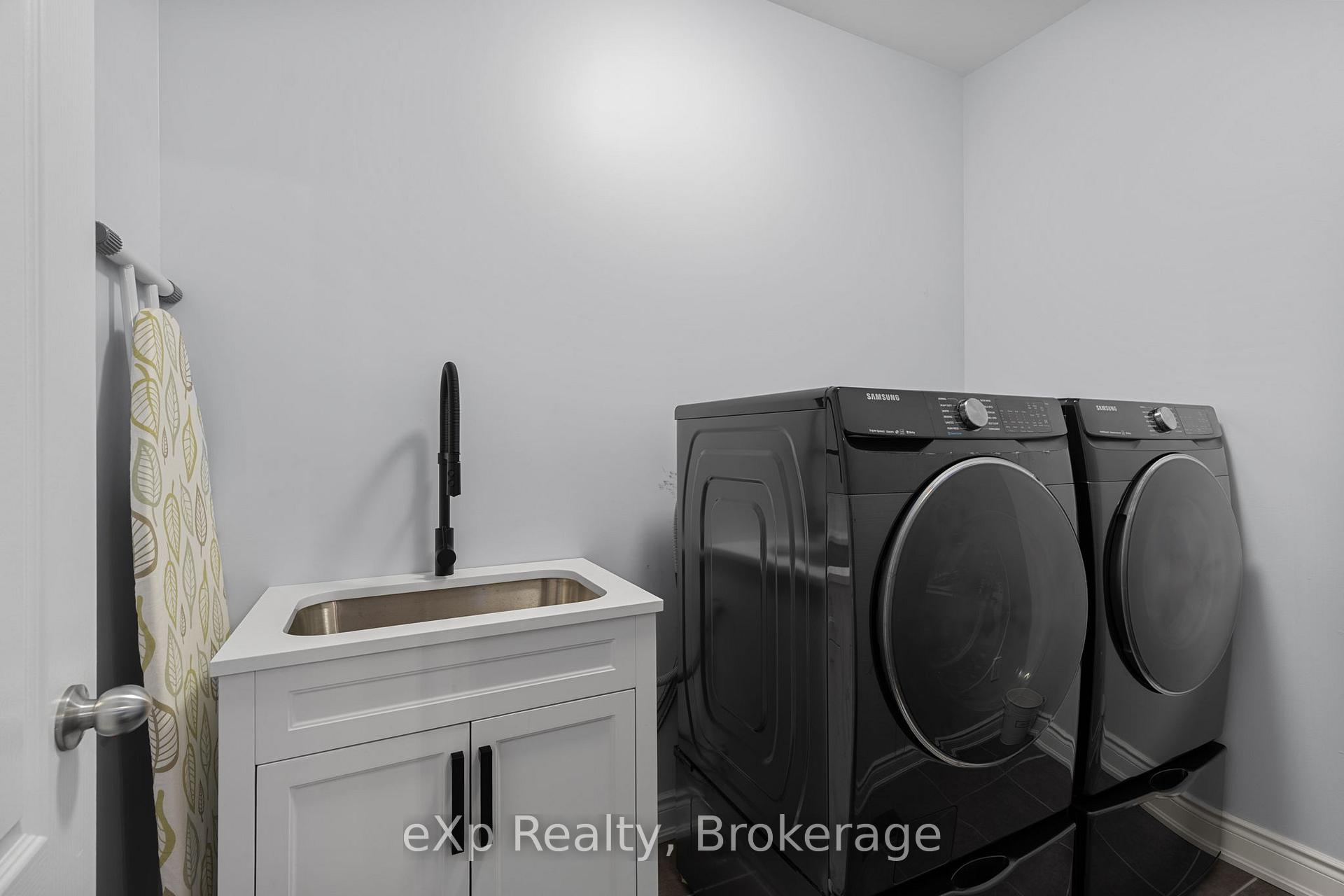 Photo 18 of 63 Decarolis Crescent, Essa, Angus — HOMEH