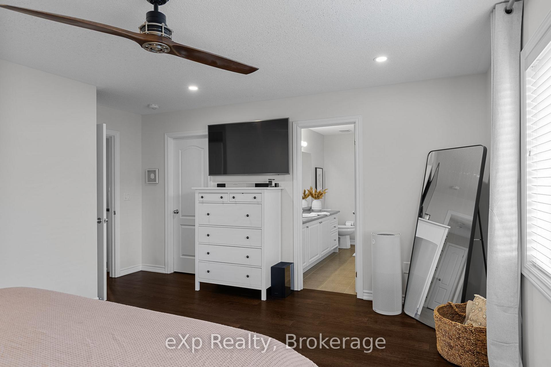 Photo 23 of 63 Decarolis Crescent, Essa, Angus — HOMEH