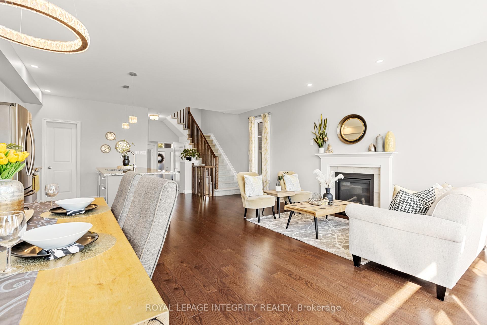 Photo 4 of 526 Jackdaw Avenue, Ottawa, Barrhaven - Half Moon Bay — HOMEH