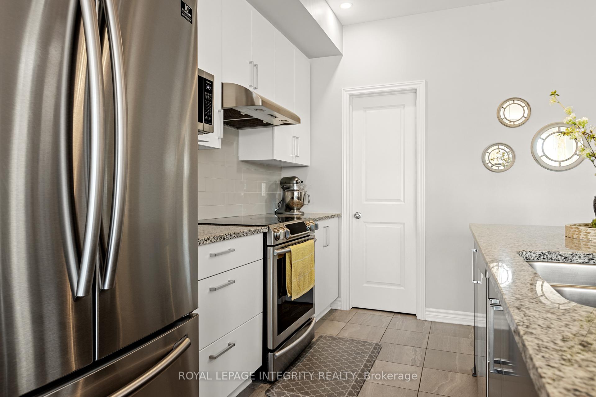 Photo 14 of 526 Jackdaw Avenue, Ottawa, Barrhaven - Half Moon Bay — HOMEH