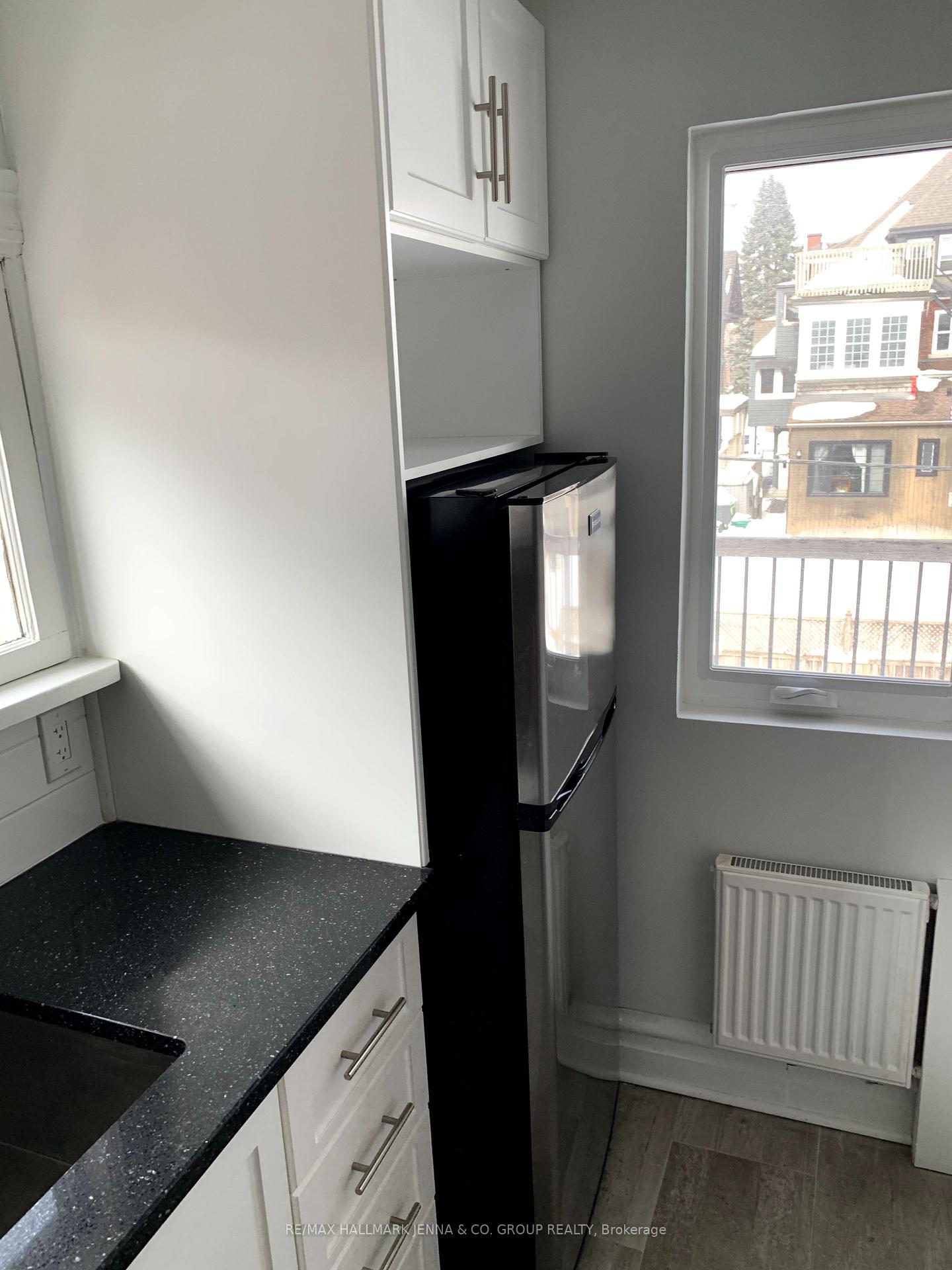 Photo 10 of Unit 2, 149 First Avenue, Ottawa, Glebe — HOMEH