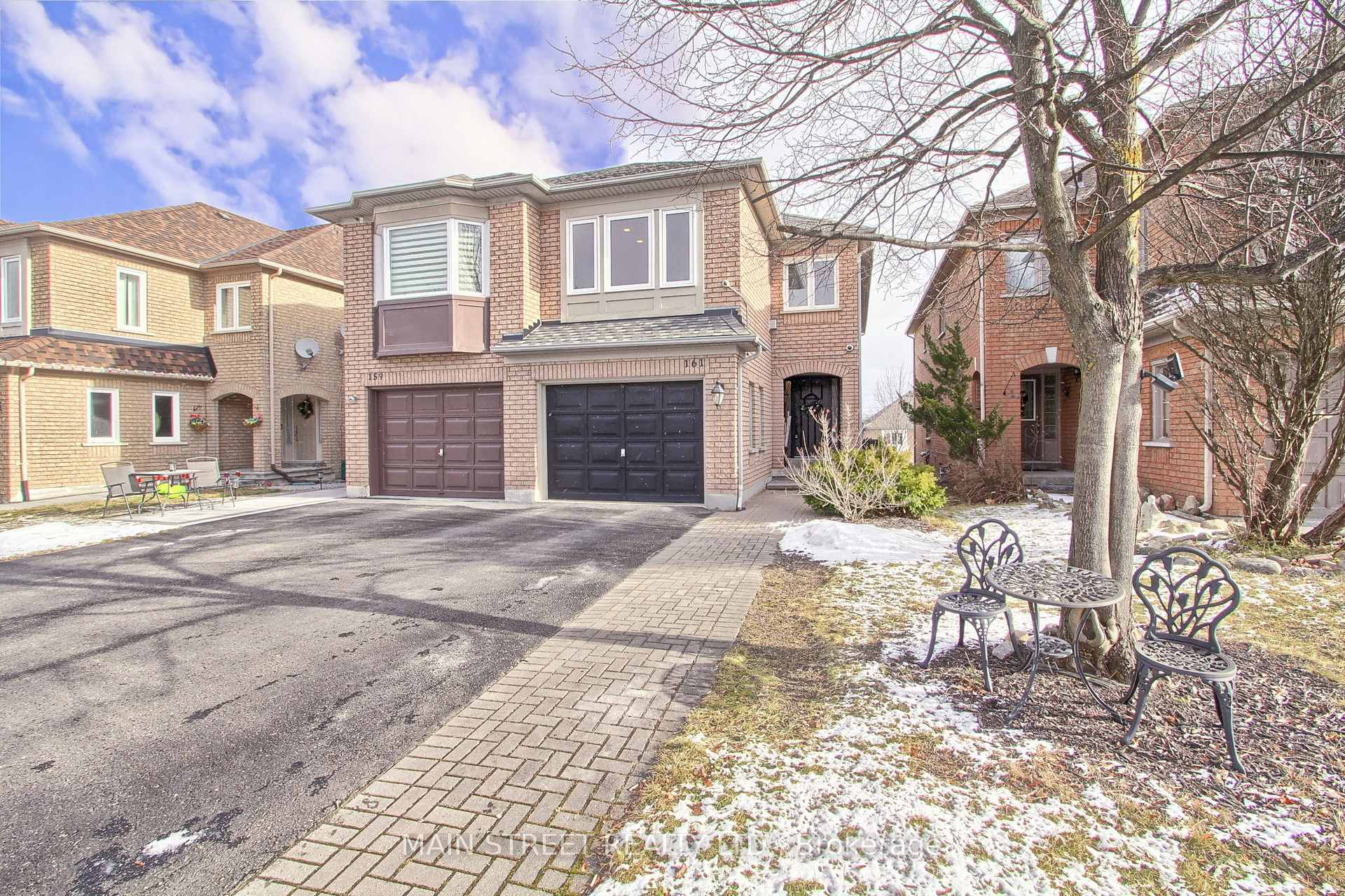 Photo 2 of 161 Primeau Drive, Aurora, Aurora Grove — HOMEH