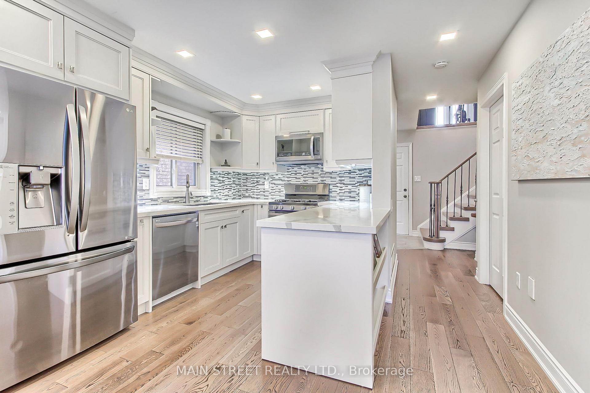 Photo 6 of 161 Primeau Drive, Aurora, Aurora Grove — HOMEH