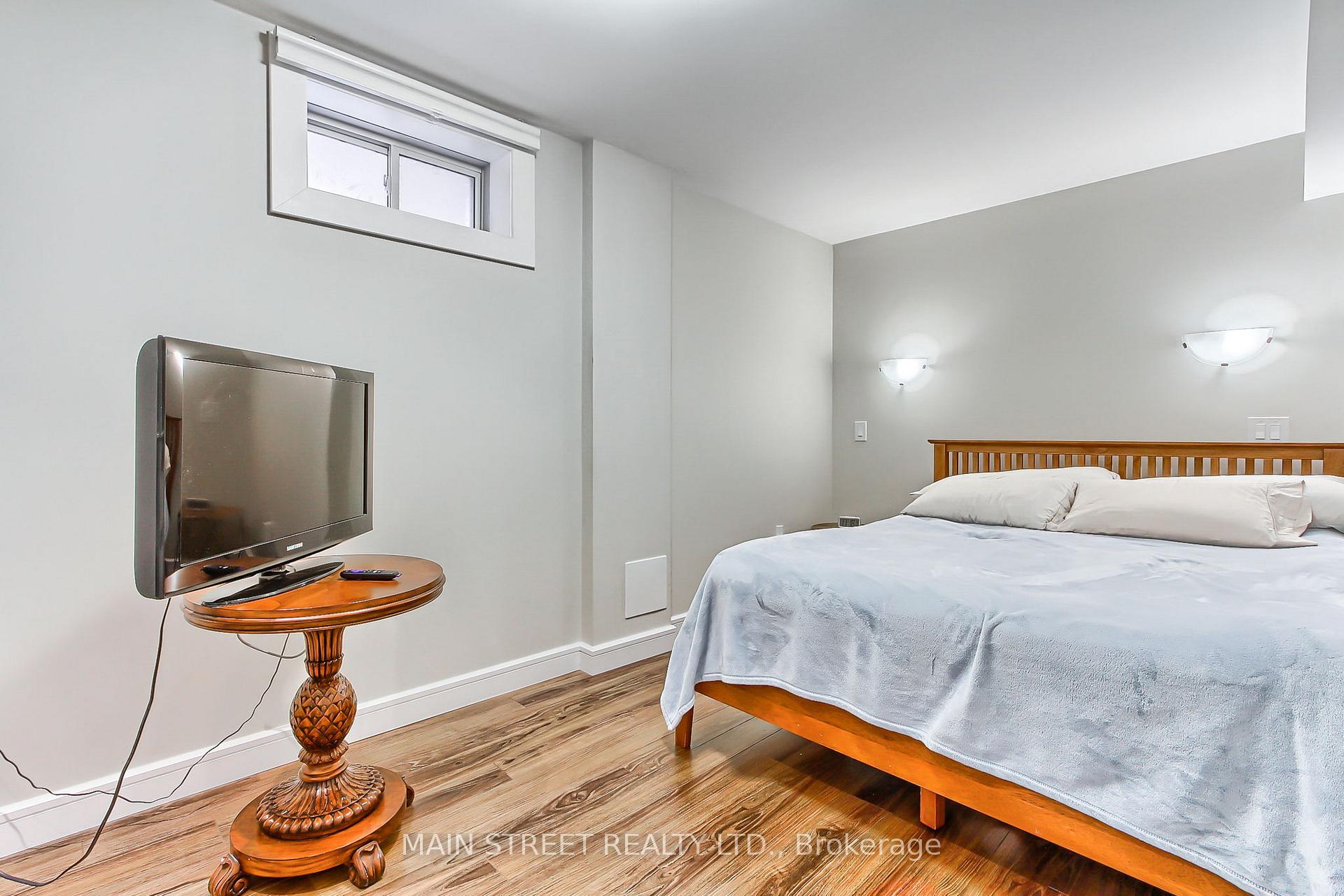 Photo 31 of 161 Primeau Drive, Aurora, Aurora Grove — HOMEH