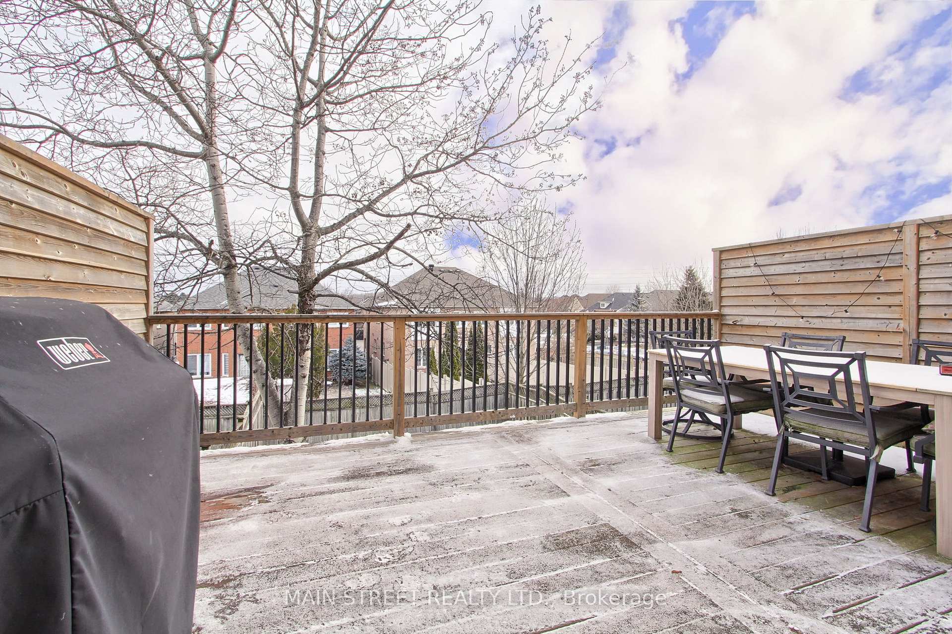 Photo 34 of 161 Primeau Drive, Aurora, Aurora Grove — HOMEH