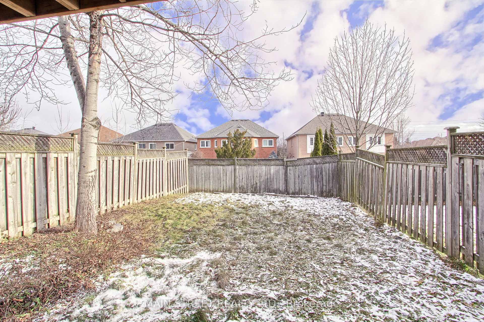 Photo 35 of 161 Primeau Drive, Aurora, Aurora Grove — HOMEH