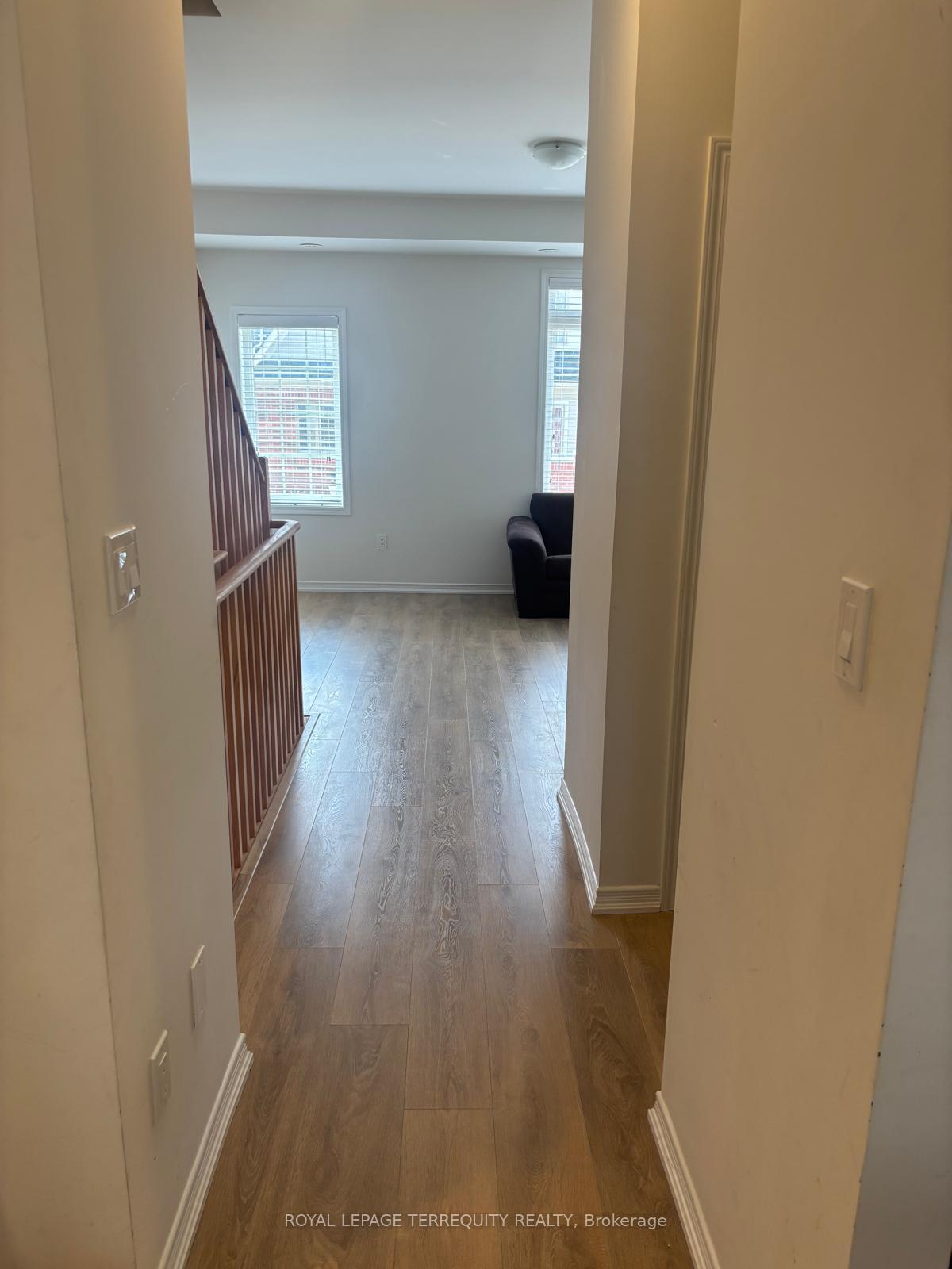Photo 7 of Unit 118, 2557 Barbarolli Path, Oshawa, Windfields — HOMEH
