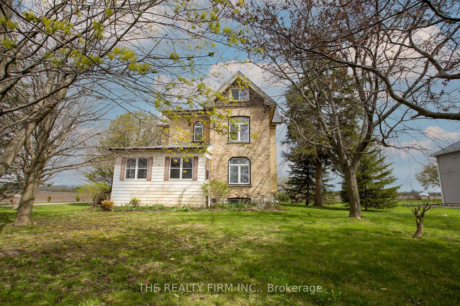 Photo 2 of 45004 Talbot Line, Central Elgin, Rural Central Elgin — HOMEH