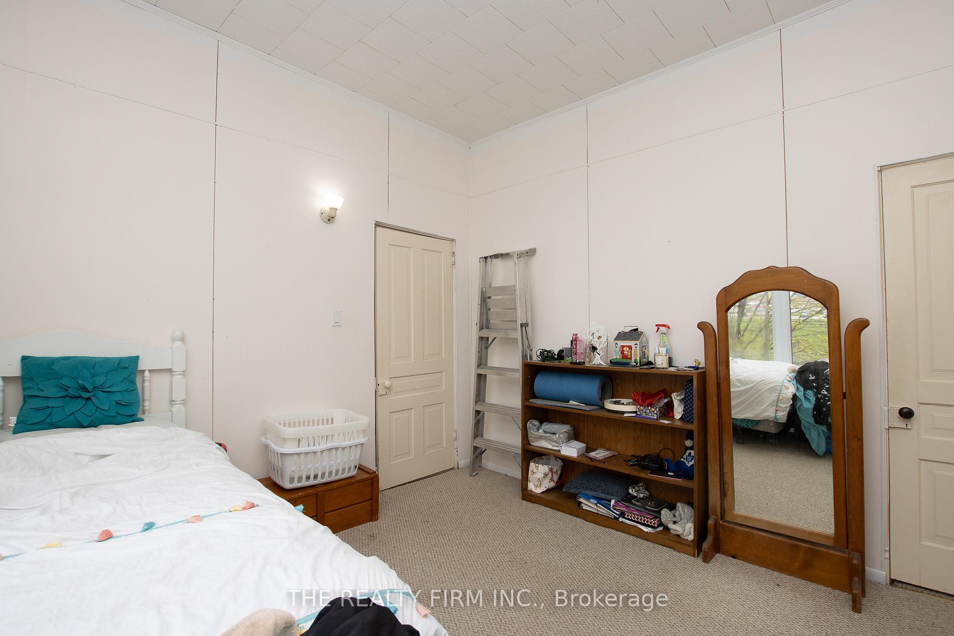 Photo 19 of 45004 Talbot Line, Central Elgin, Rural Central Elgin — HOMEH