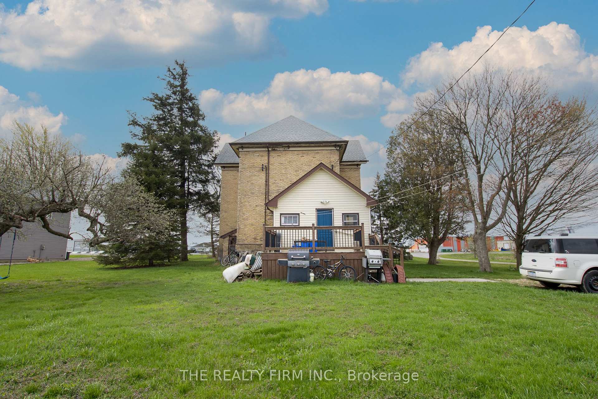 Photo 31 of 45004 Talbot Line, Central Elgin, Rural Central Elgin — HOMEH