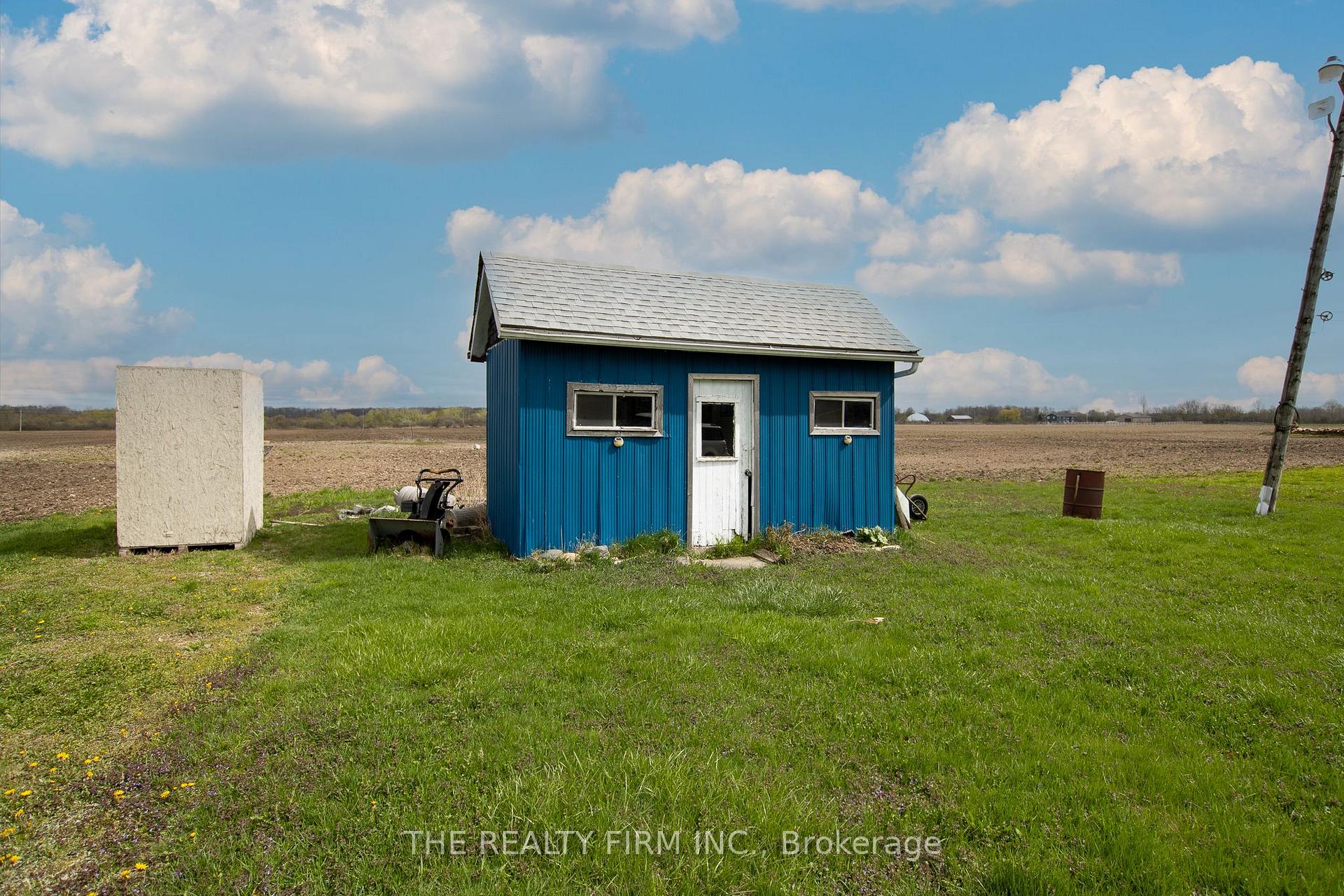 Photo 34 of 45004 Talbot Line, Central Elgin, Rural Central Elgin — HOMEH