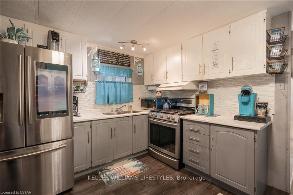 Photo 8 of 38 Maple Drive, Central Huron, Goderich — HOMEH
