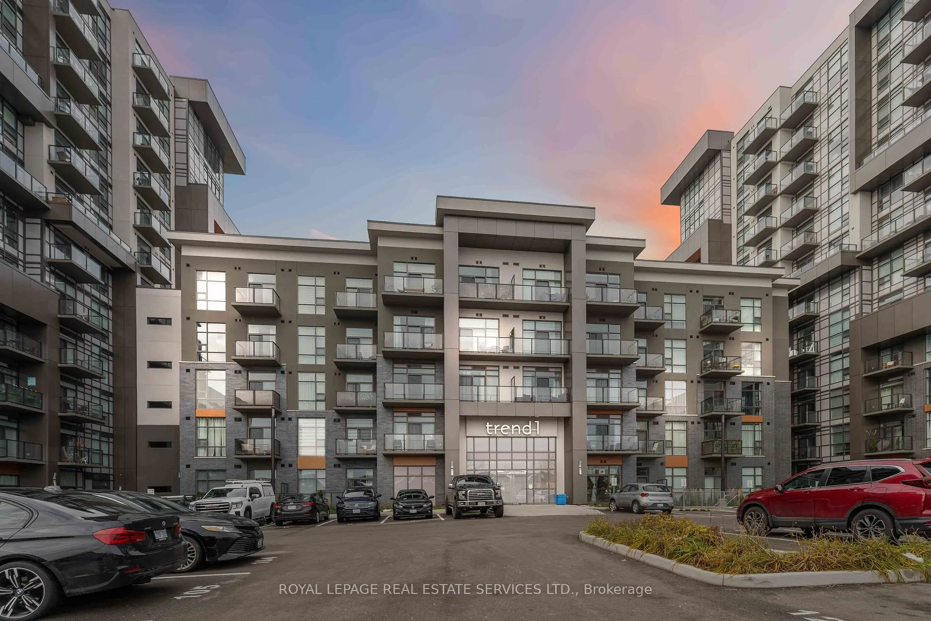 Photo 2 of Unit 231, 450 Dundas Street E, Hamilton, Waterdown — HOMEH