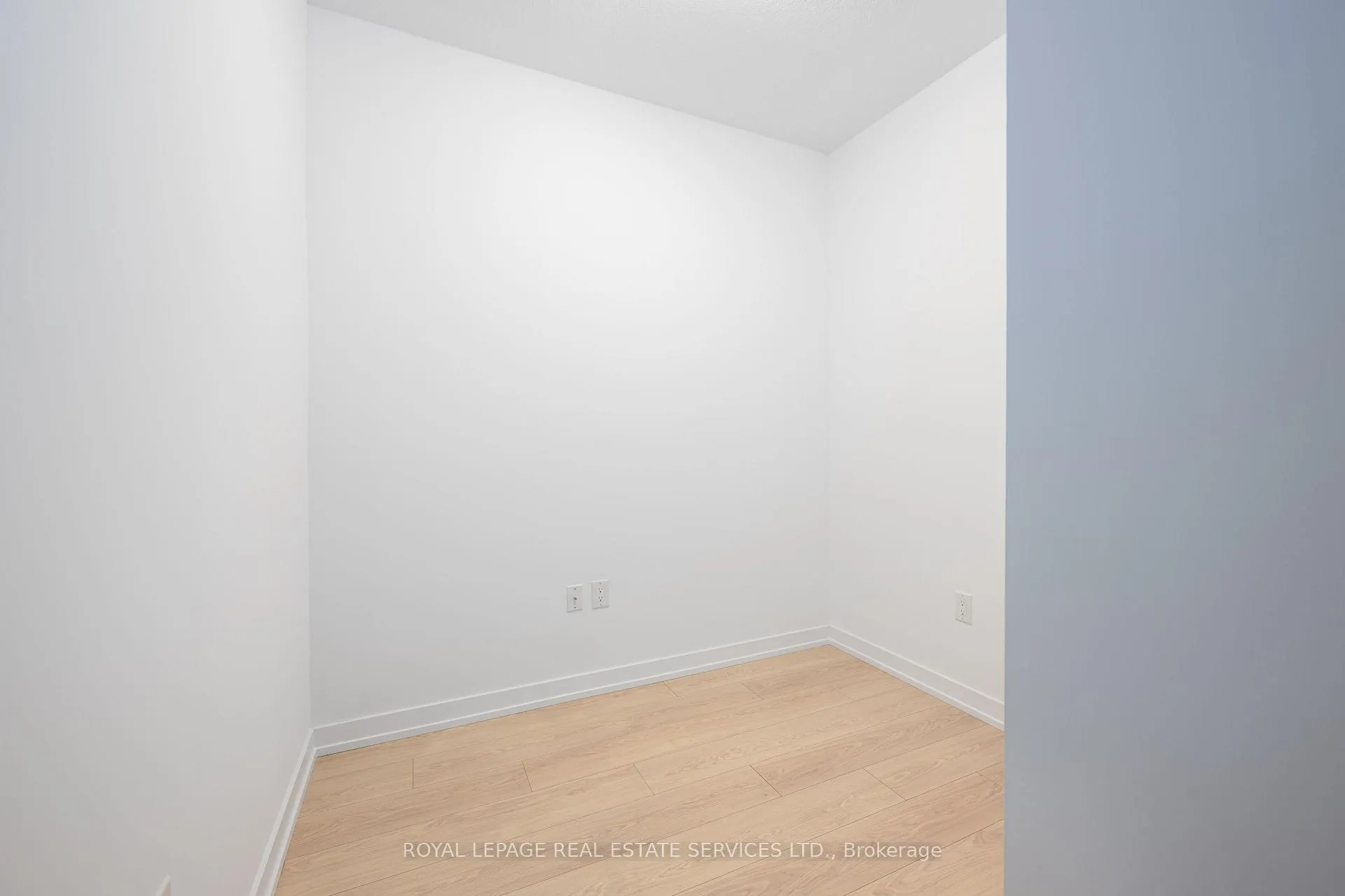 Photo 7 of Unit 231, 450 Dundas Street E, Hamilton, Waterdown — HOMEH