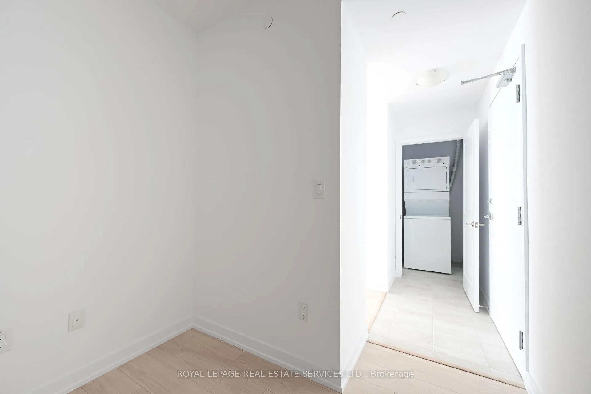 Photo 8 of Unit 231, 450 Dundas Street E, Hamilton, Waterdown — HOMEH