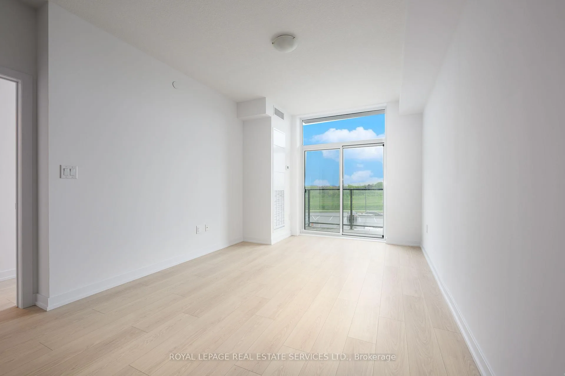 Photo 16 of Unit 231, 450 Dundas Street E, Hamilton, Waterdown — HOMEH