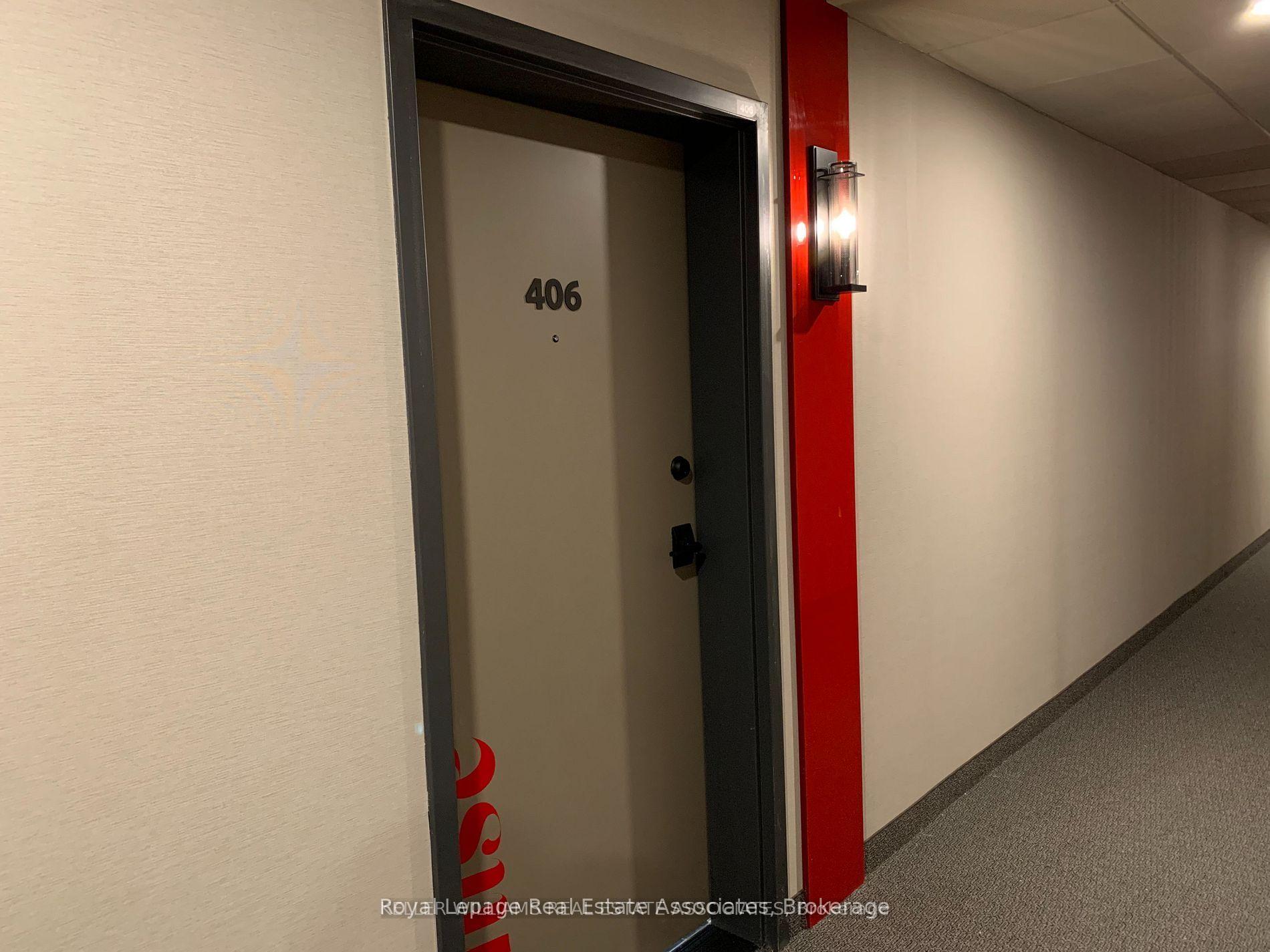 Photo 2 of Unit 406, 10 Culinary Lane, Barrie, Innis-Shore — HOMEH
