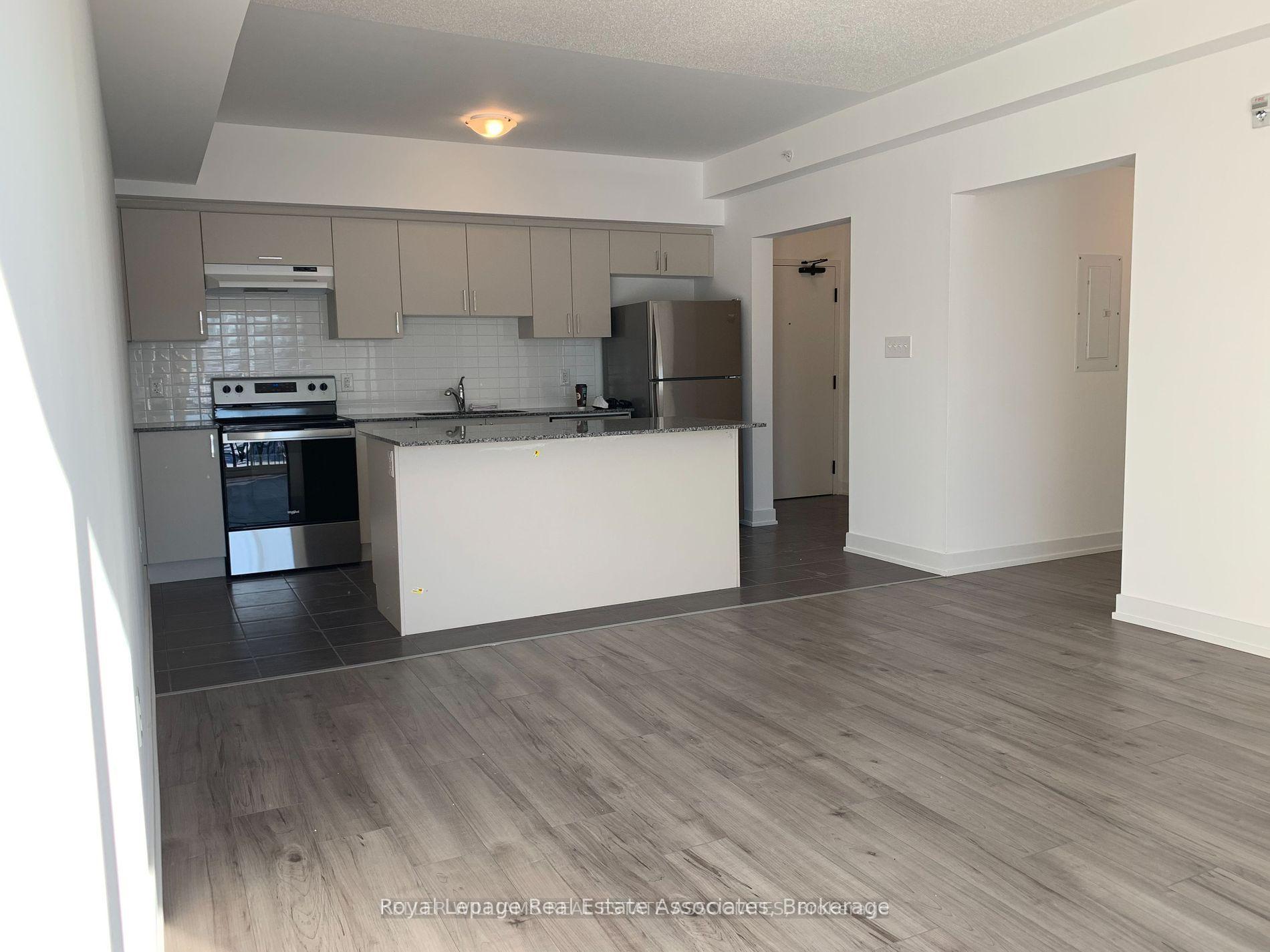 Photo 7 of Unit 406, 10 Culinary Lane, Barrie, Innis-Shore — HOMEH